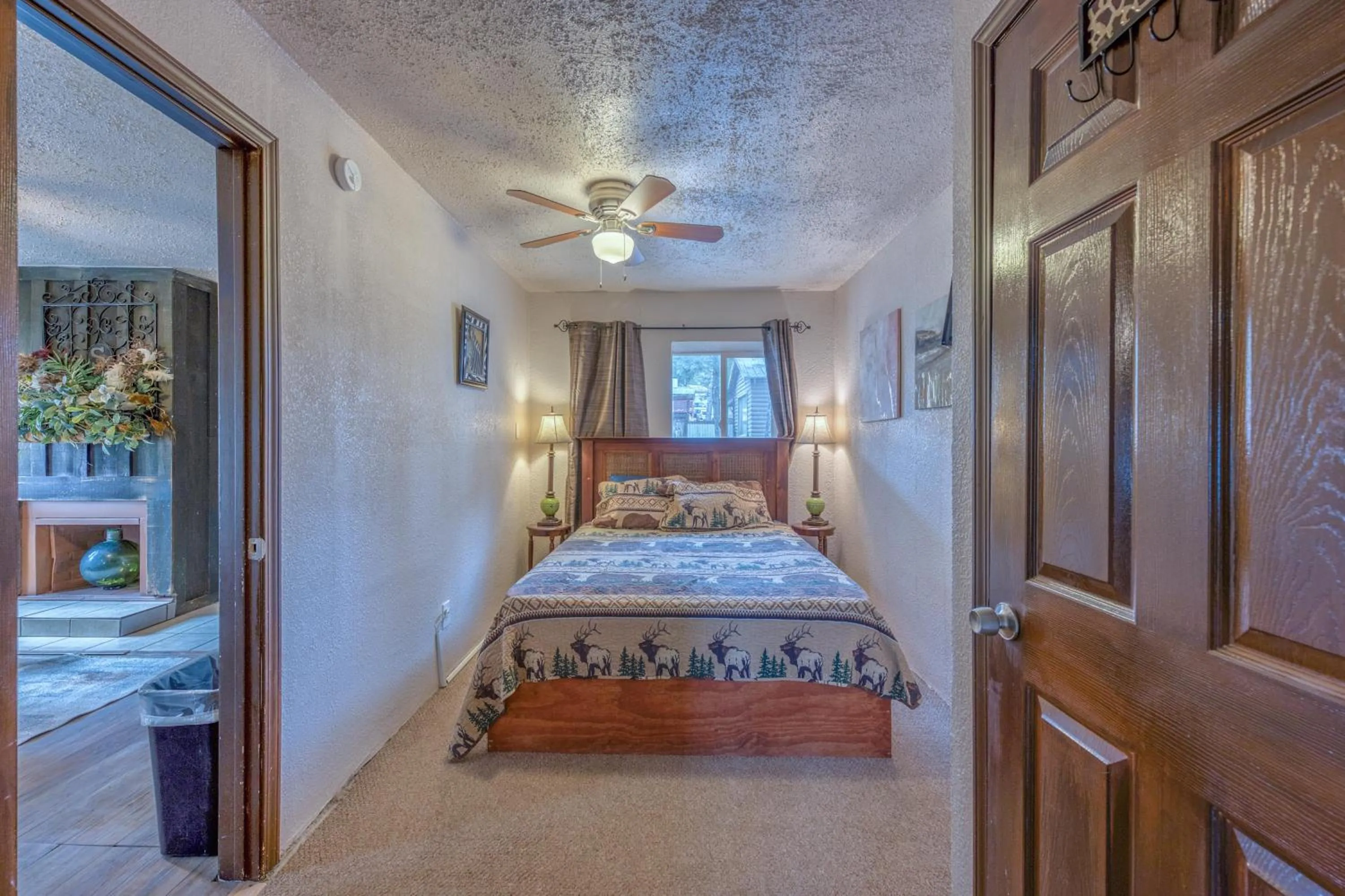 Bed in Enchanted Hideaway Cabins and Cottages