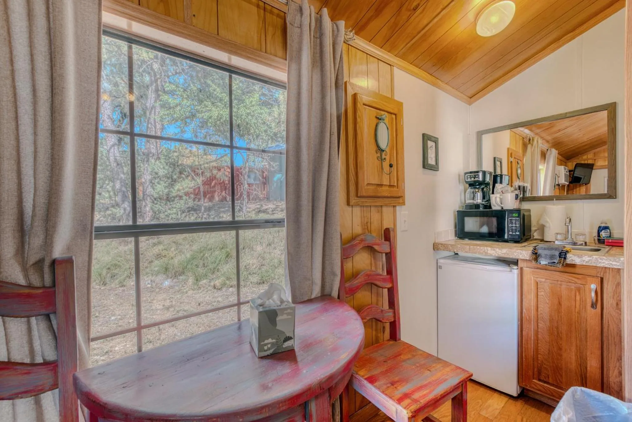 Enchanted Hideaway Cabins and Cottages