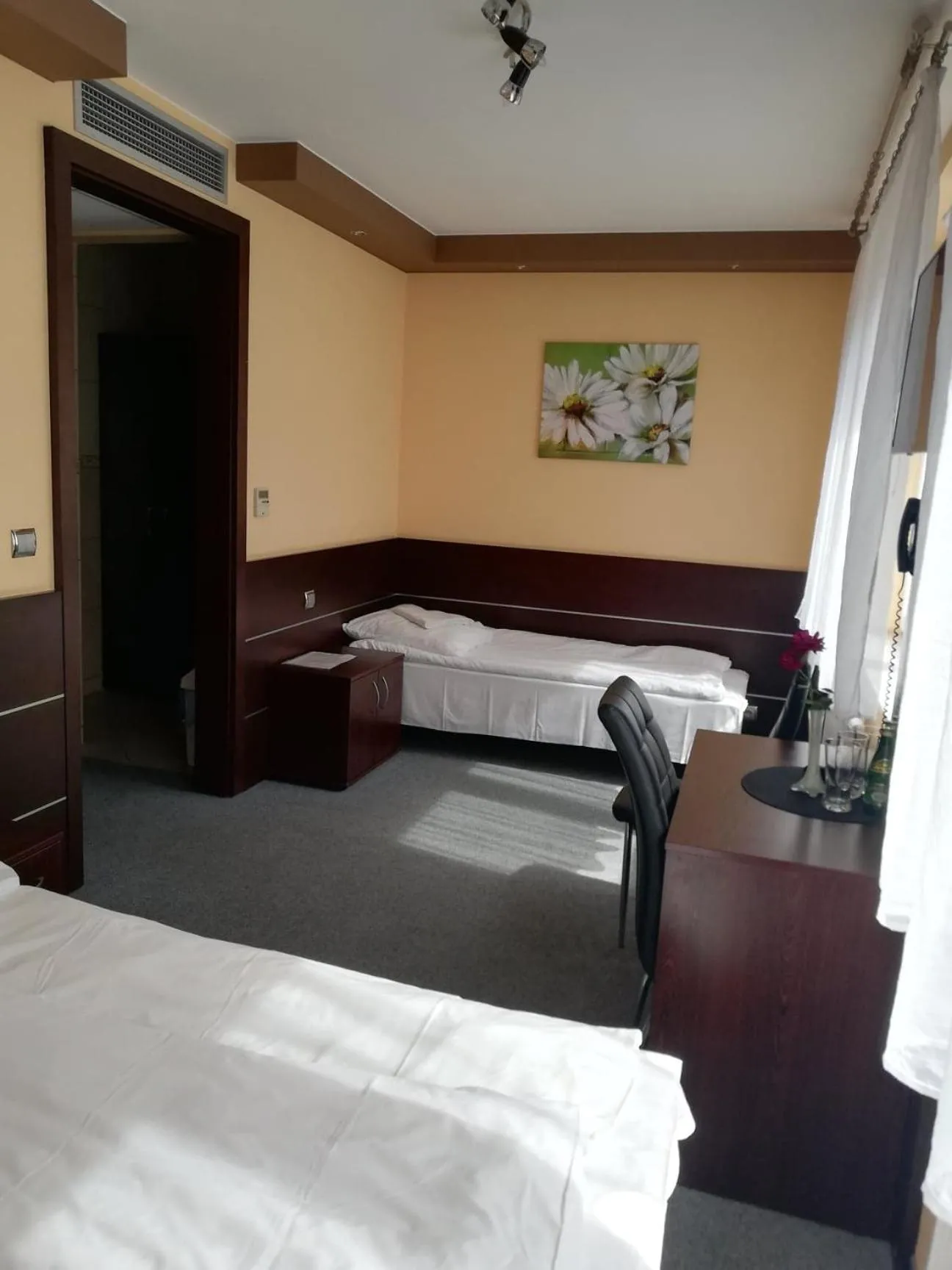 Living room, Bed in Gościniec Biznesowy