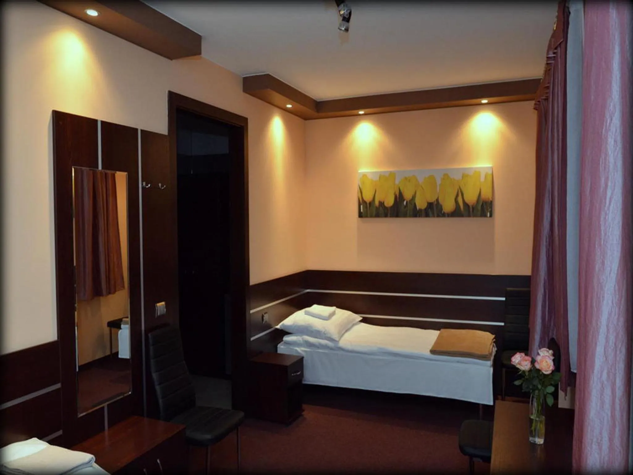Photo of the whole room, Bed in Gościniec Biznesowy