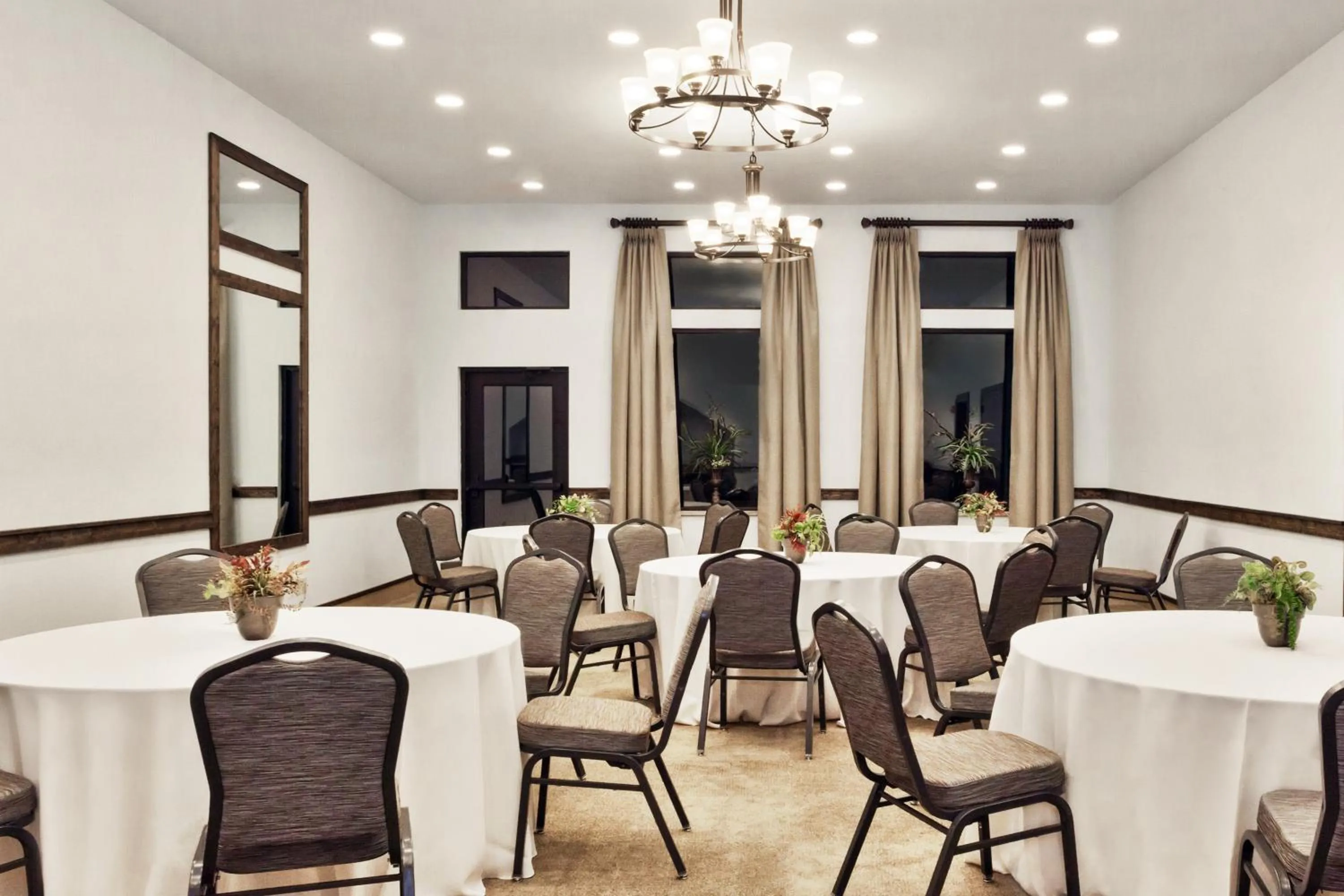 Banquet/Function facilities in Hawthorn Extended Stay by Wyndham Rome