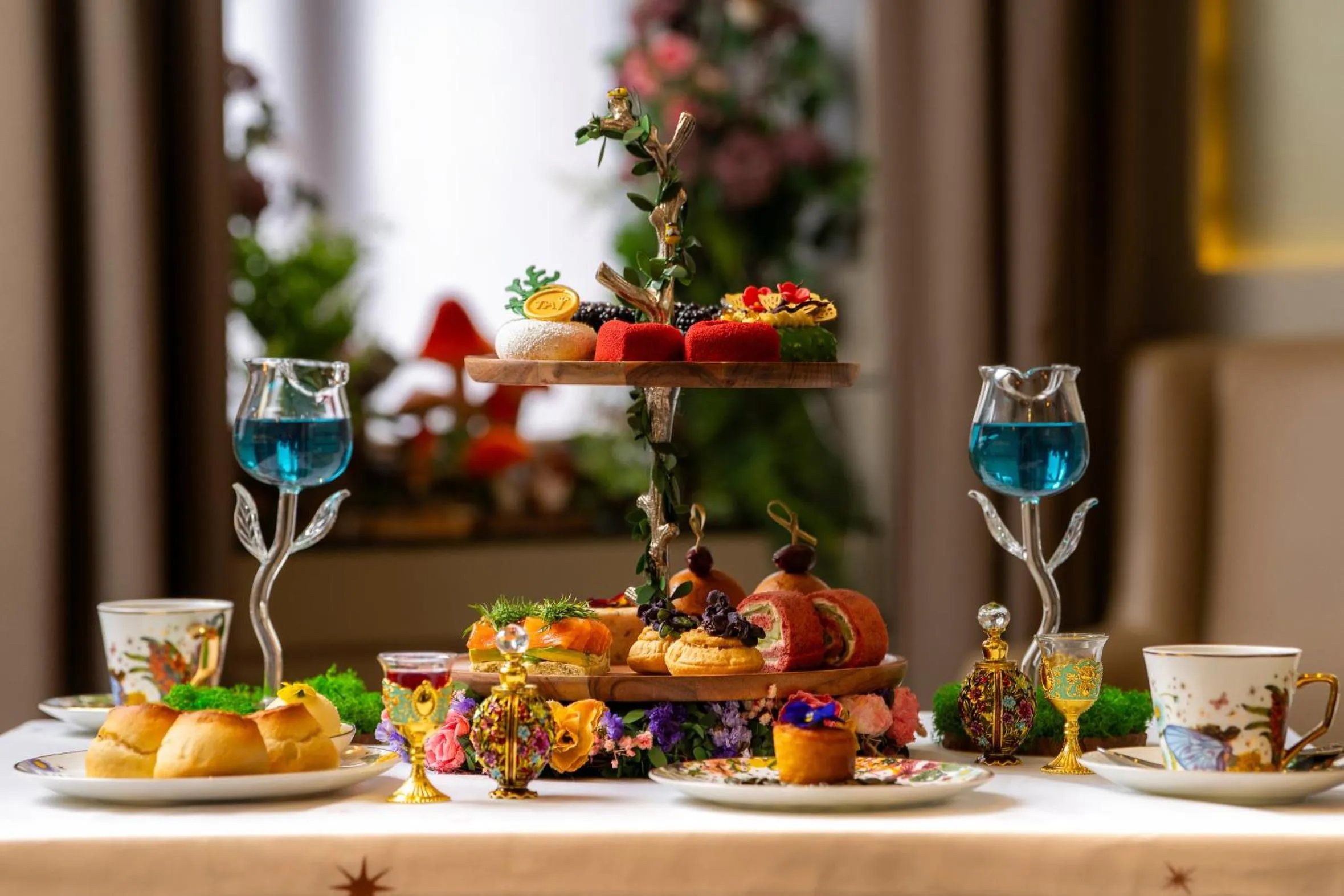 Restaurant/places to eat in St. James' Court, A Taj Hotel, London