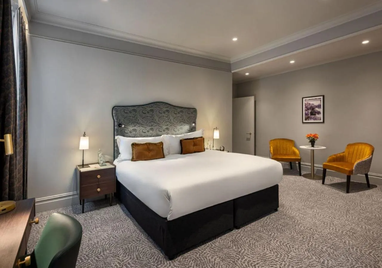 Bedroom, Bed in St. James' Court, A Taj Hotel, London