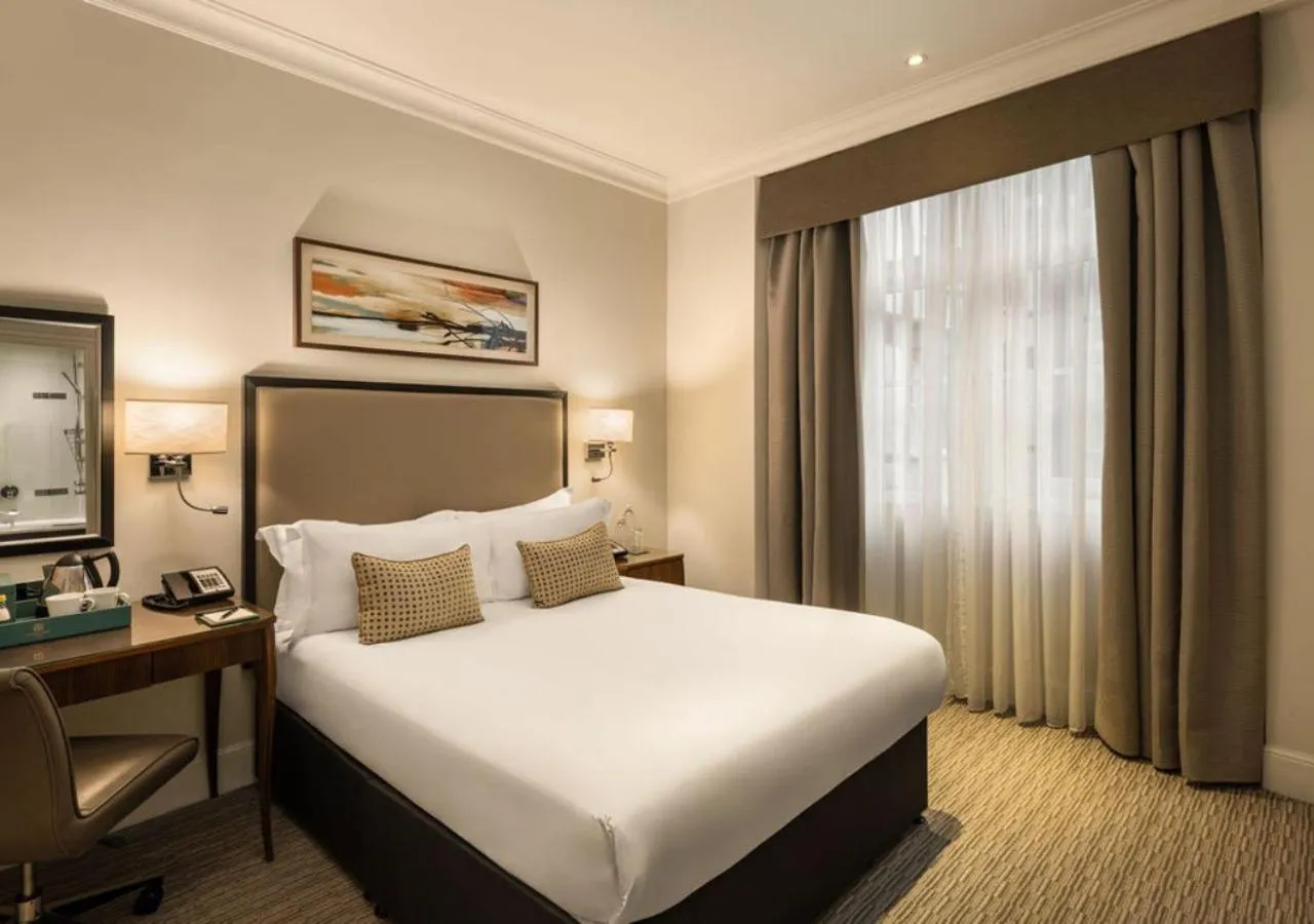 Bedroom, Bed in St. James' Court, A Taj Hotel, London