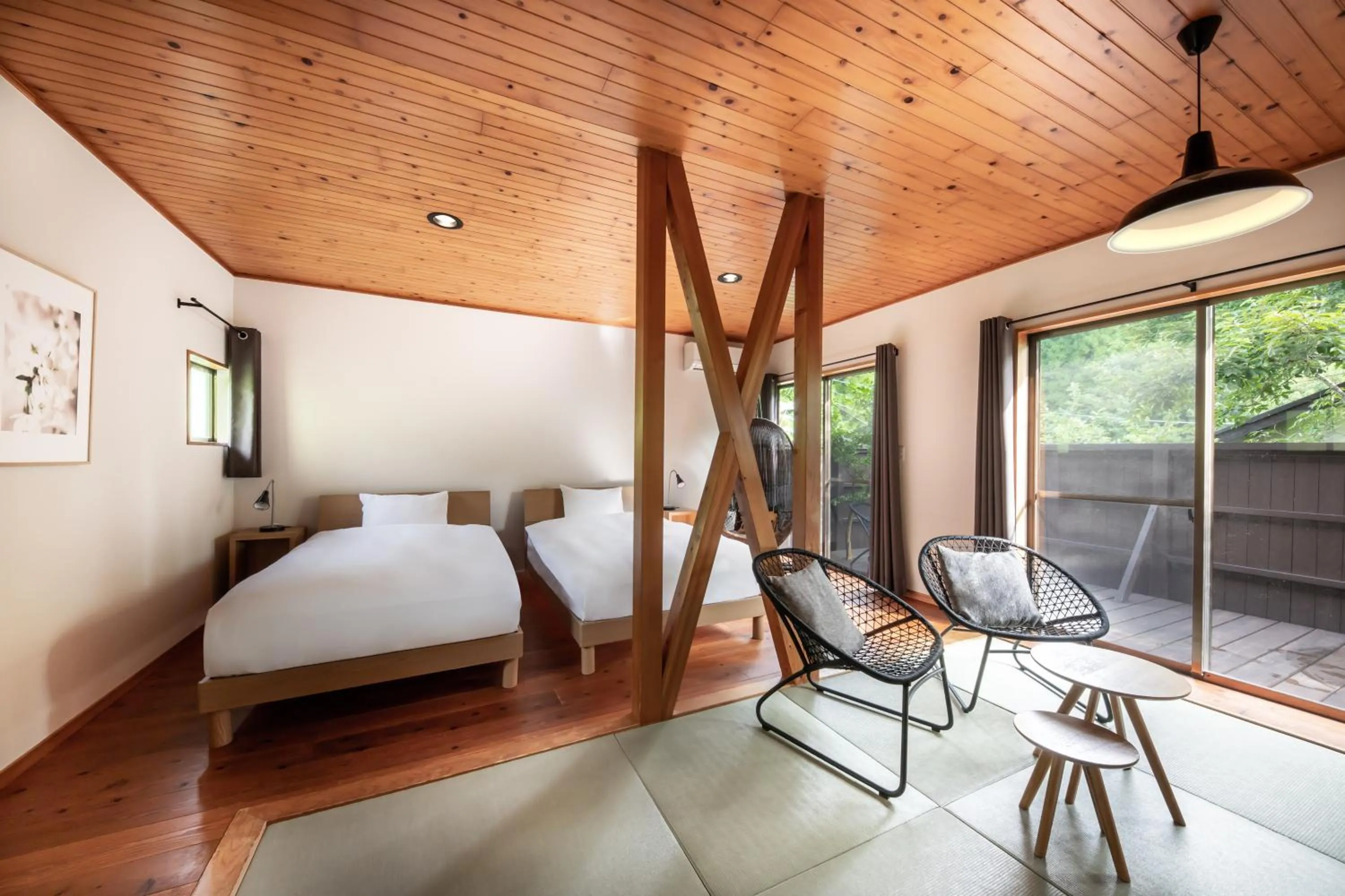 Bed in Hanare no Yado Hanagokoro