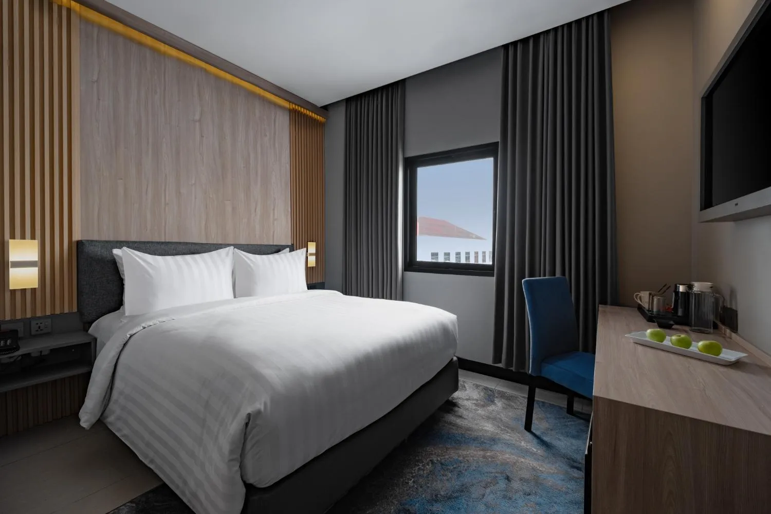 Bedroom, Bed in Aston Inn Rembang