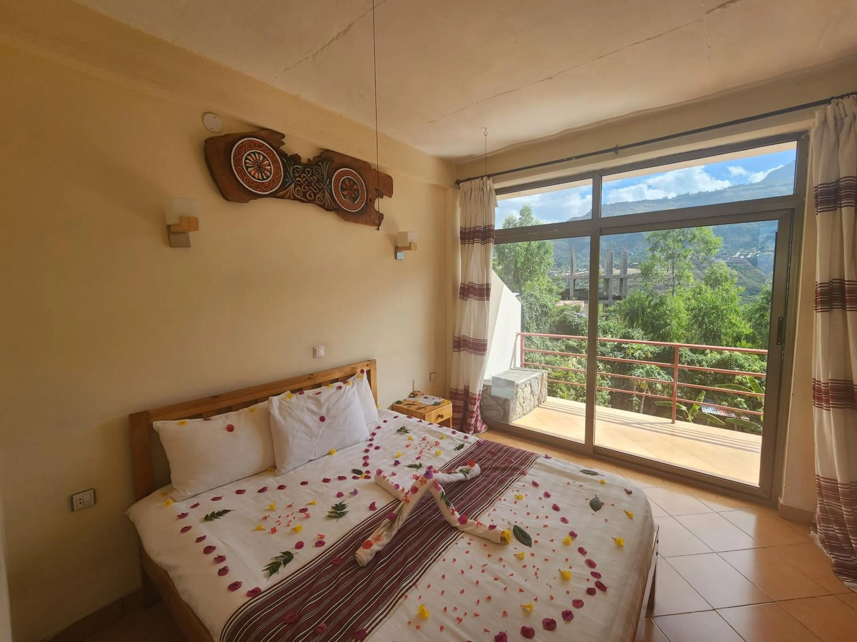 Bed in Sora Lodge Lalibela