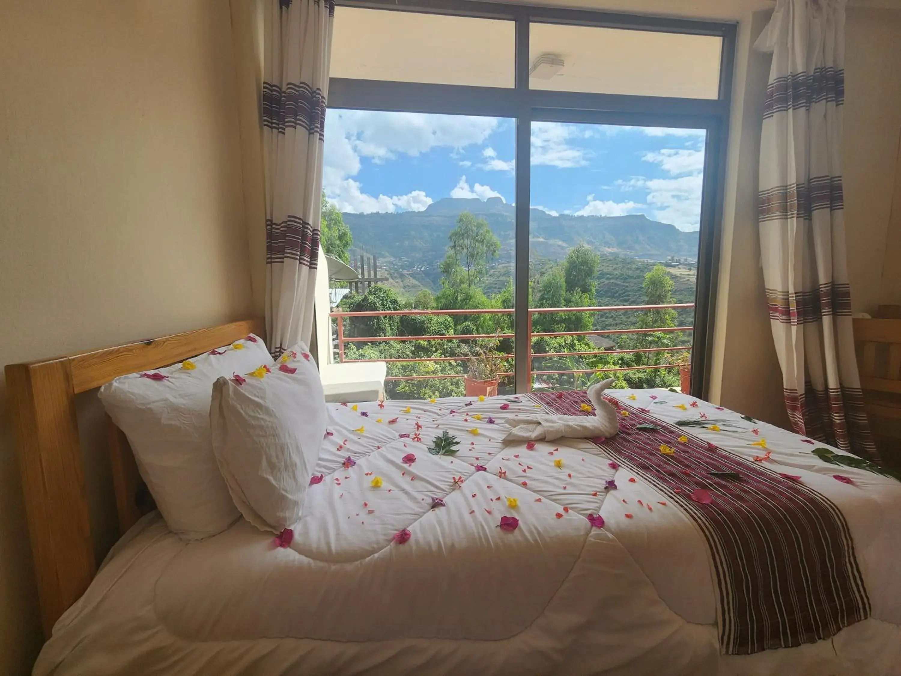 Standard Double Room in Sora Lodge Lalibela Standard Double Room in Sora Lodge Lalibela