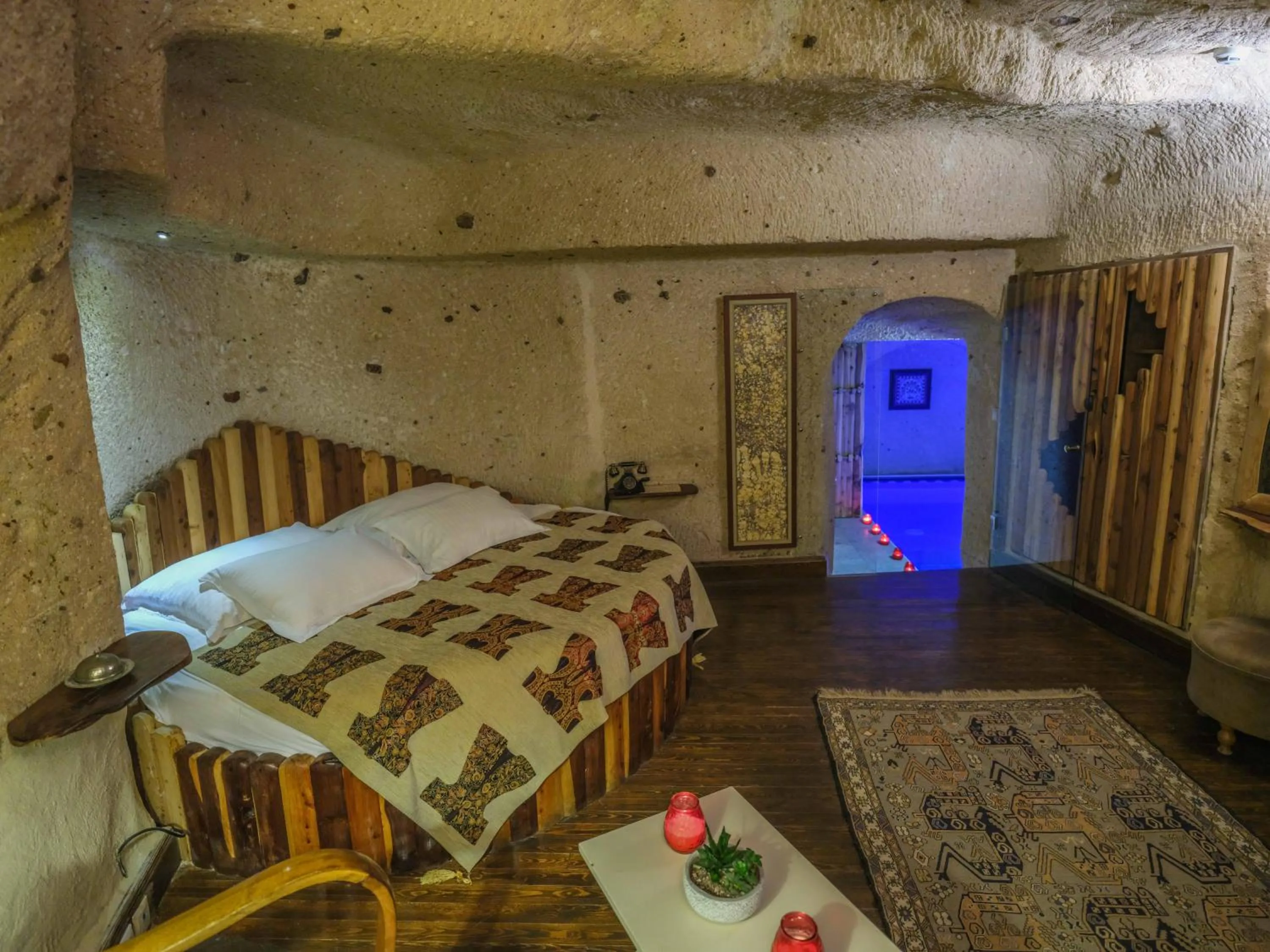Photo of the whole room, Bed in Cappadocia Minia Cave Hotel