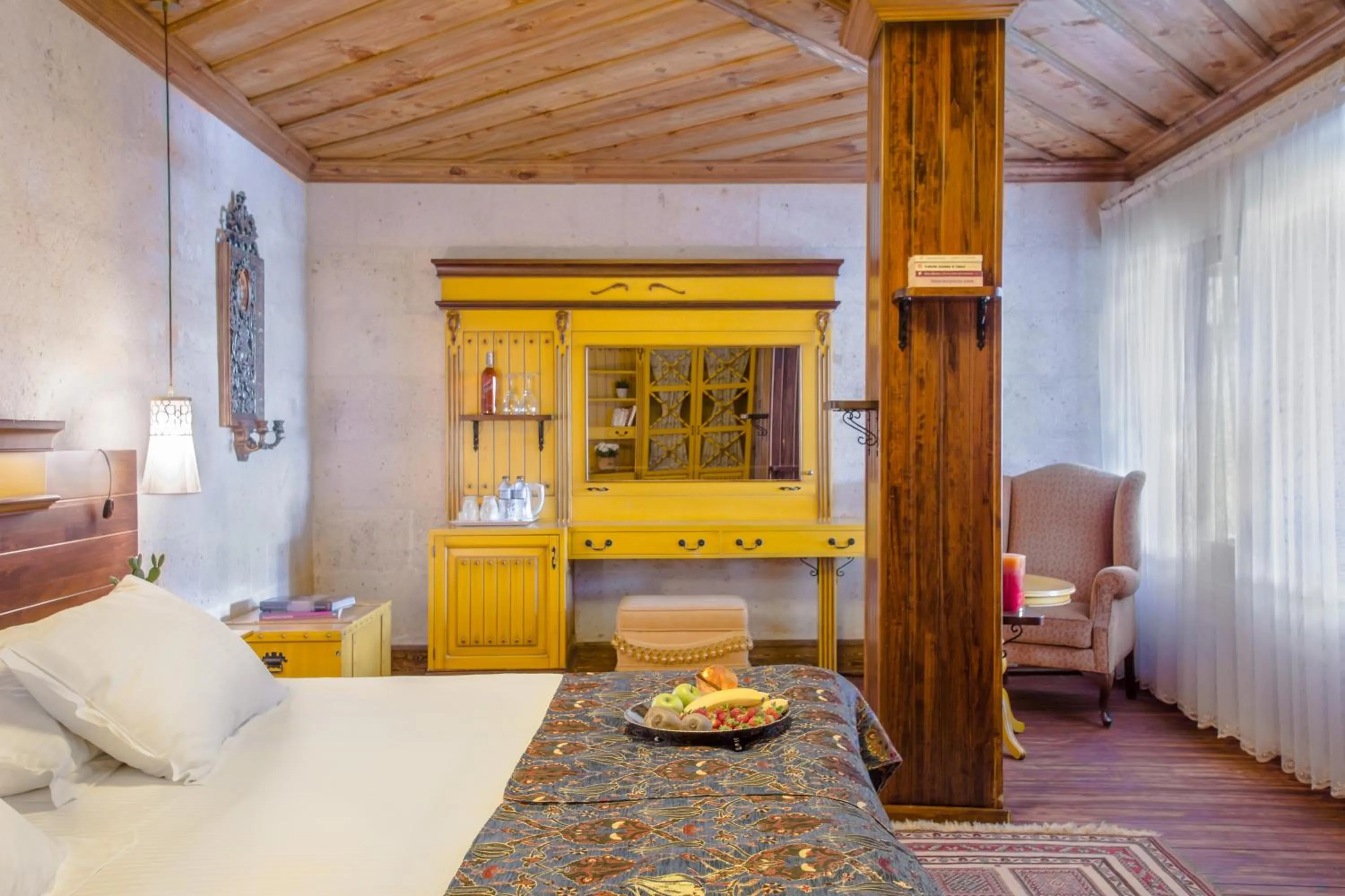 Massage, Bed in Cappadocia Minia Cave Hotel