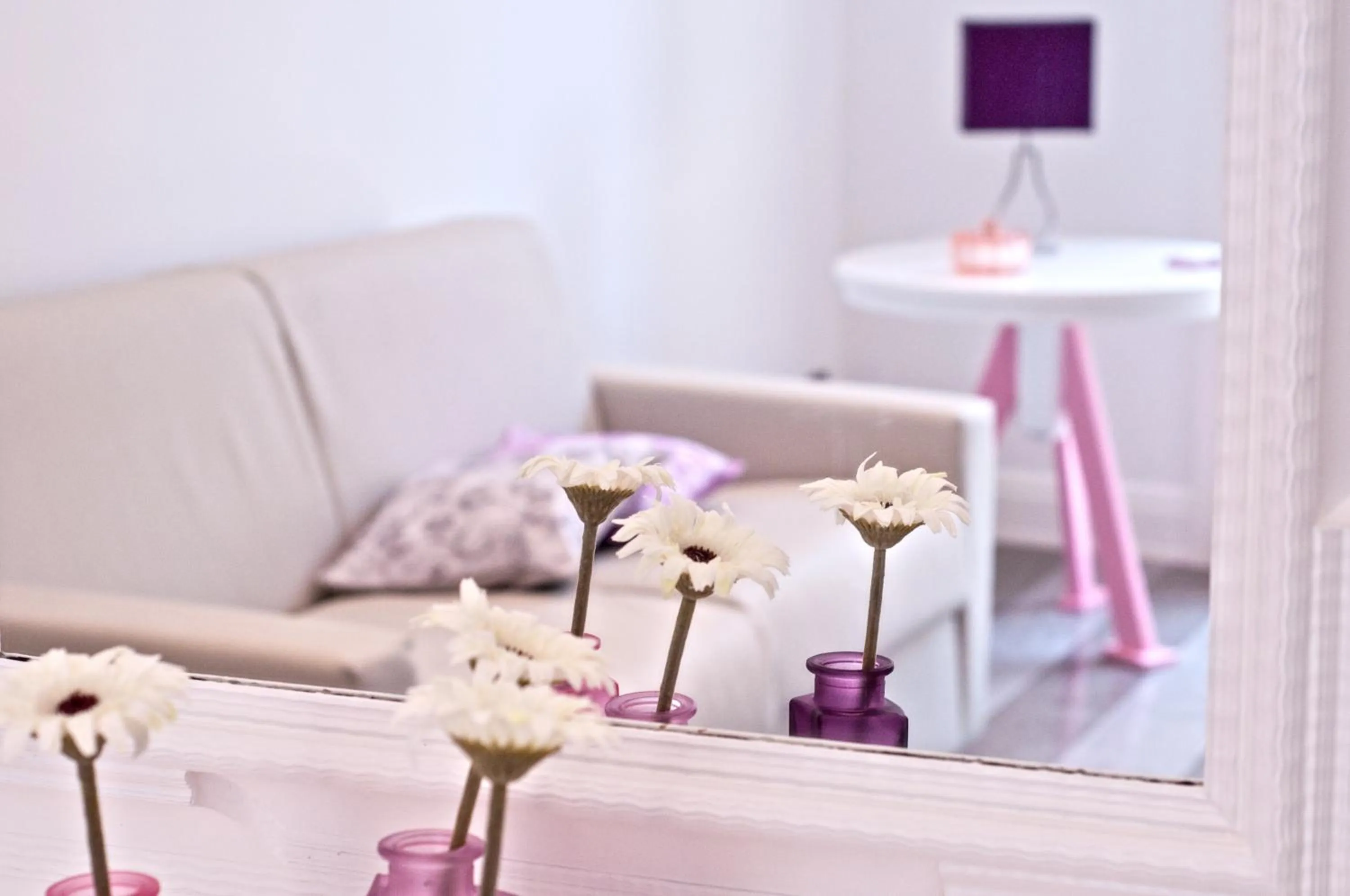 Decorative detail in La Casa dell'Orologio - MAIN SQUARE