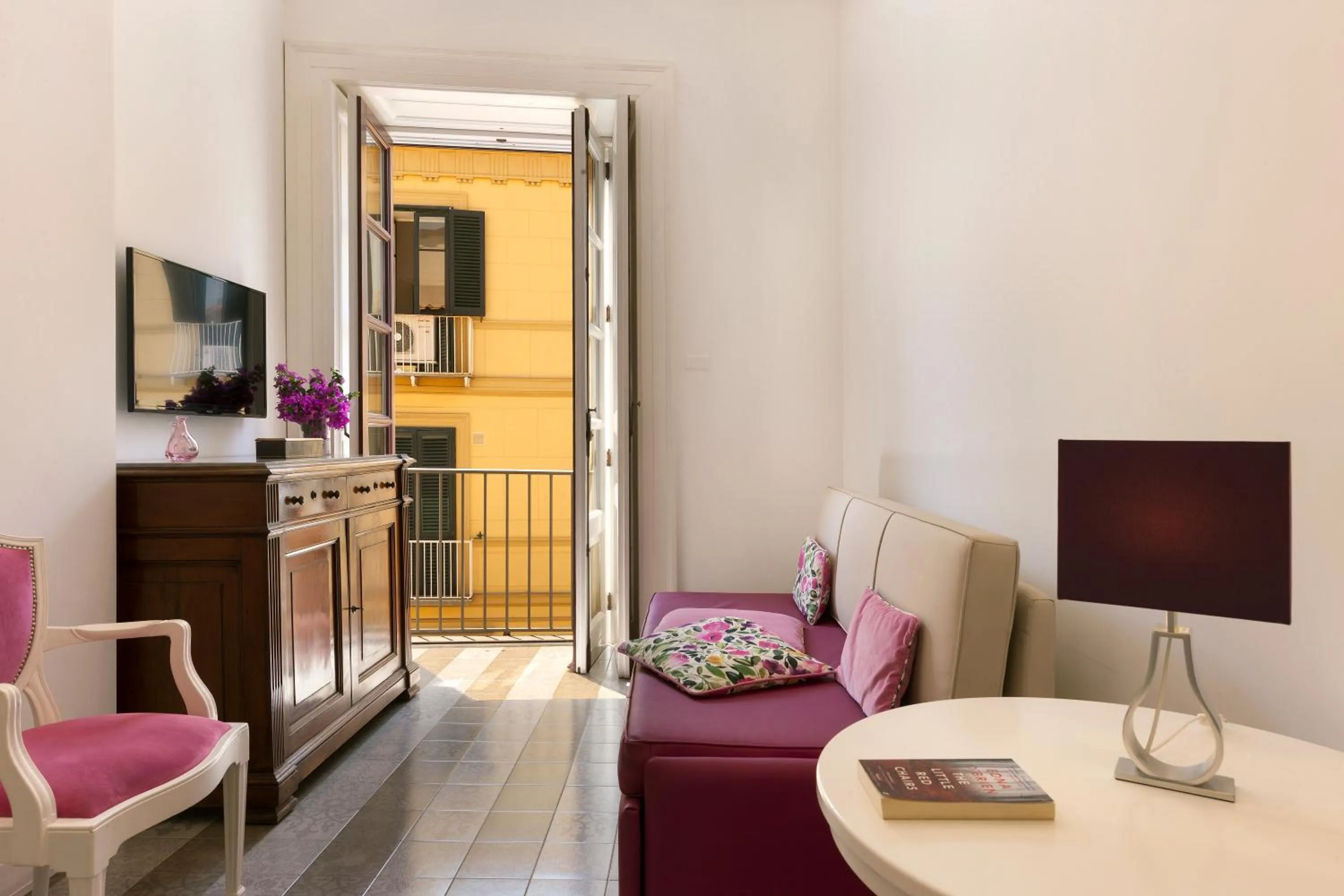 Photo of the whole room in La Casa dell'Orologio - MAIN SQUARE