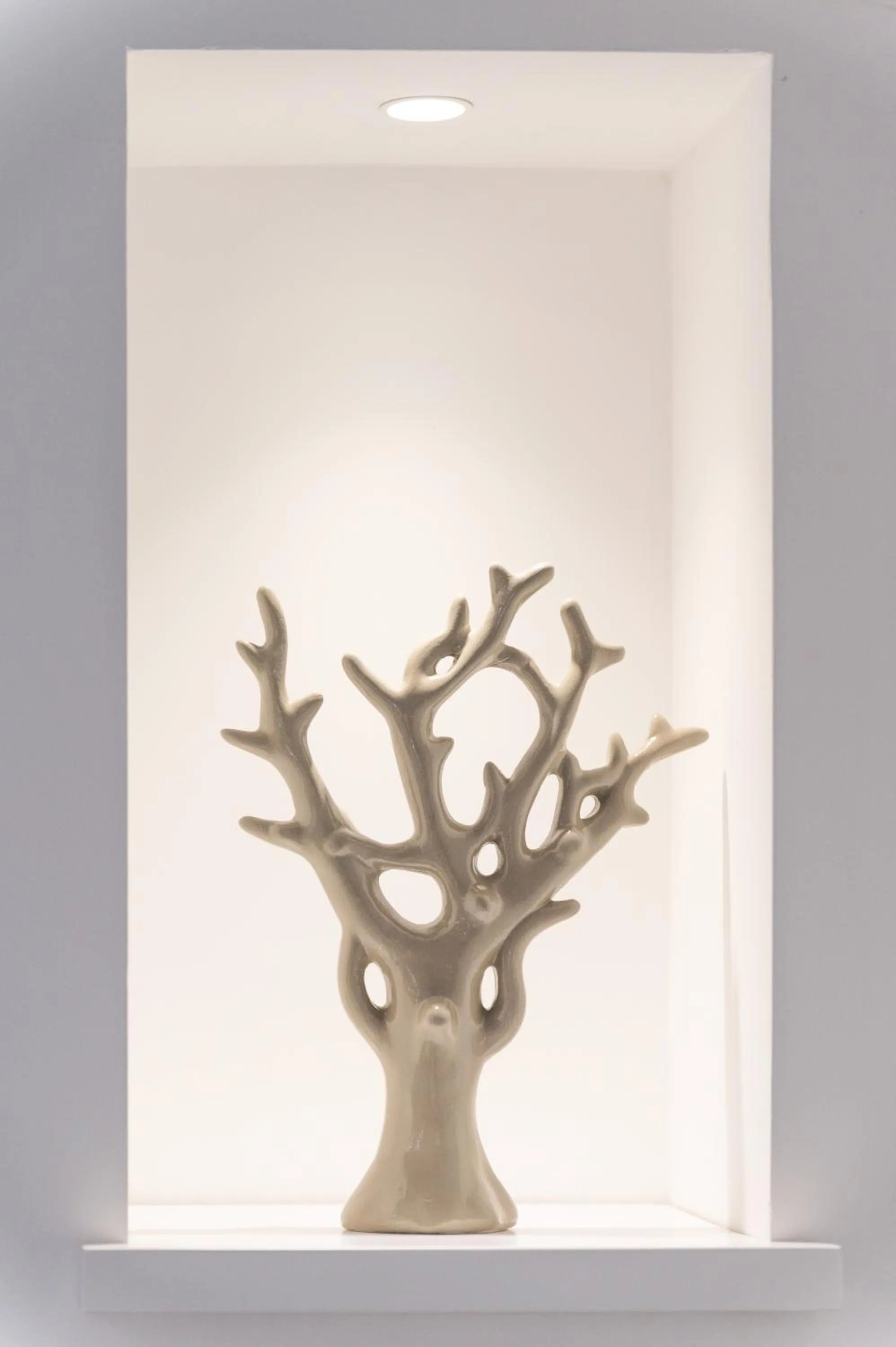 Decorative detail in La Casa dell'Orologio - MAIN SQUARE