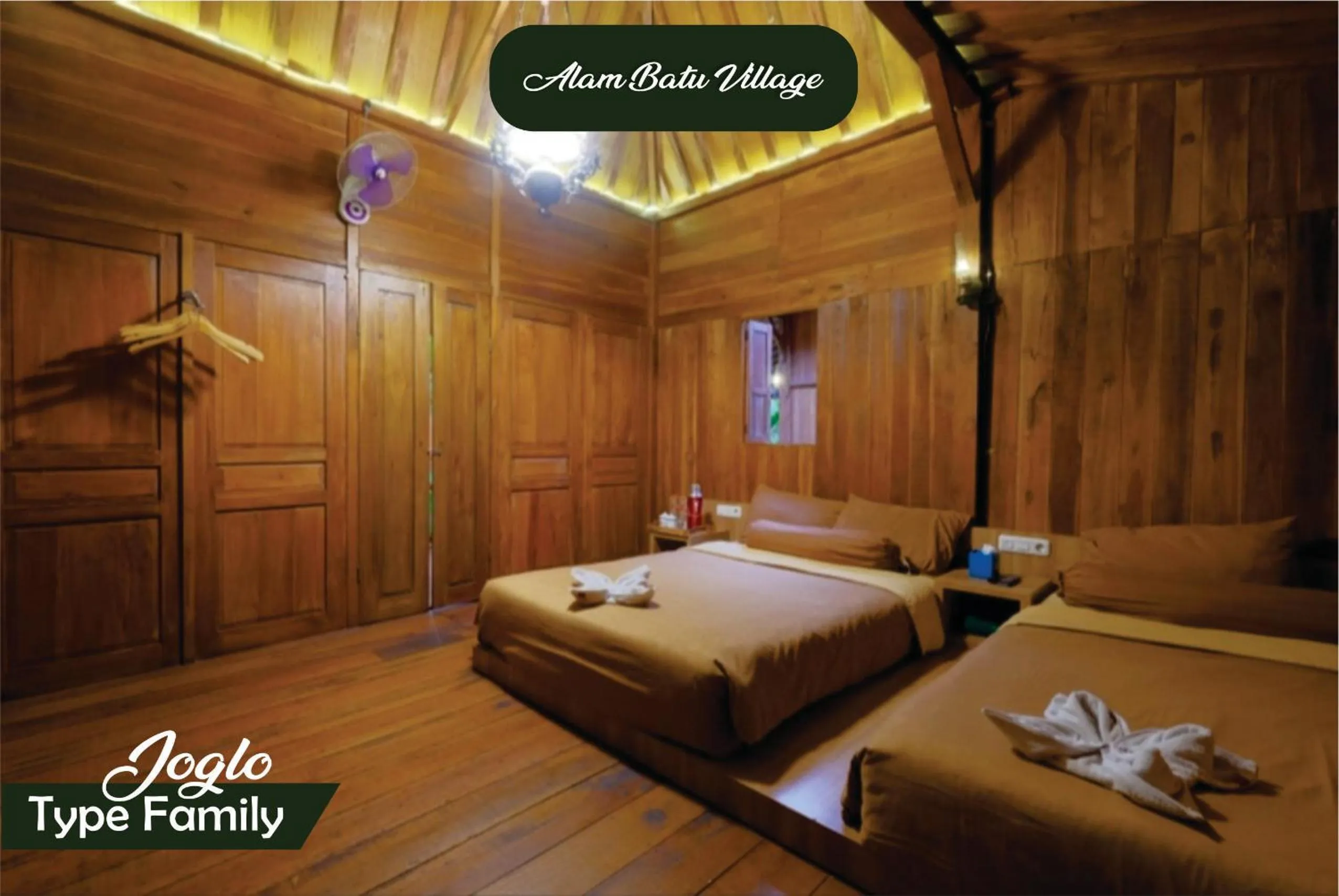 Photo of the whole room, Bed in Alam Batu Village