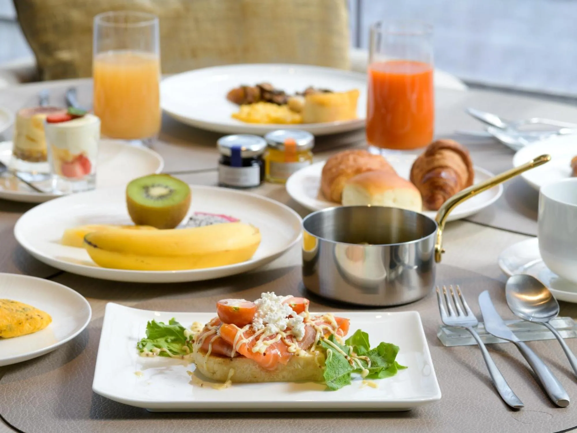 Restaurant/places to eat in ReLabo -Medical Spa & Stay-