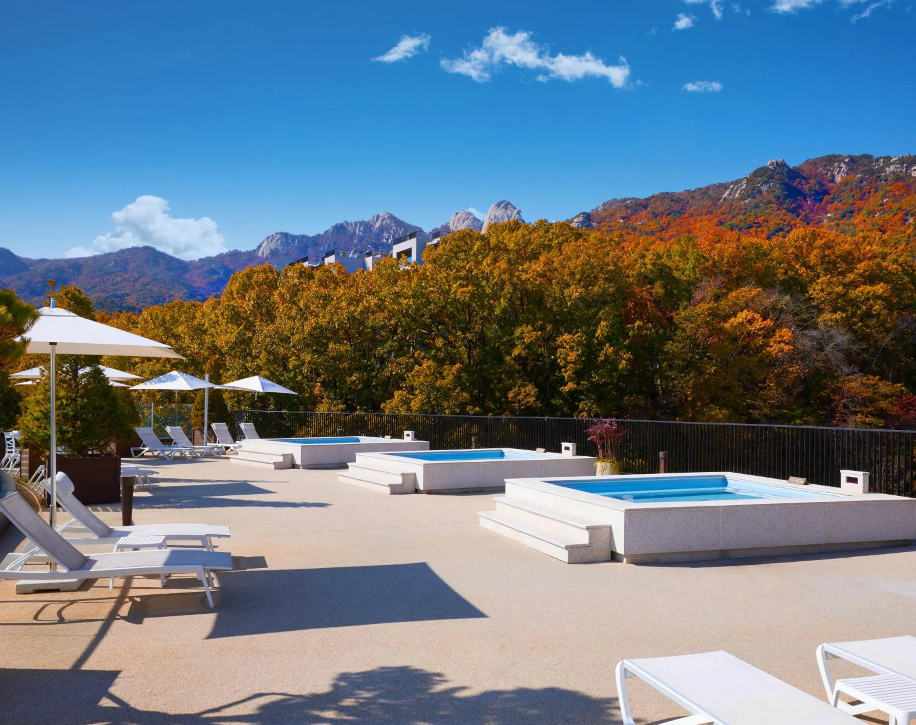 Hot Tub in Paraspara Seoul