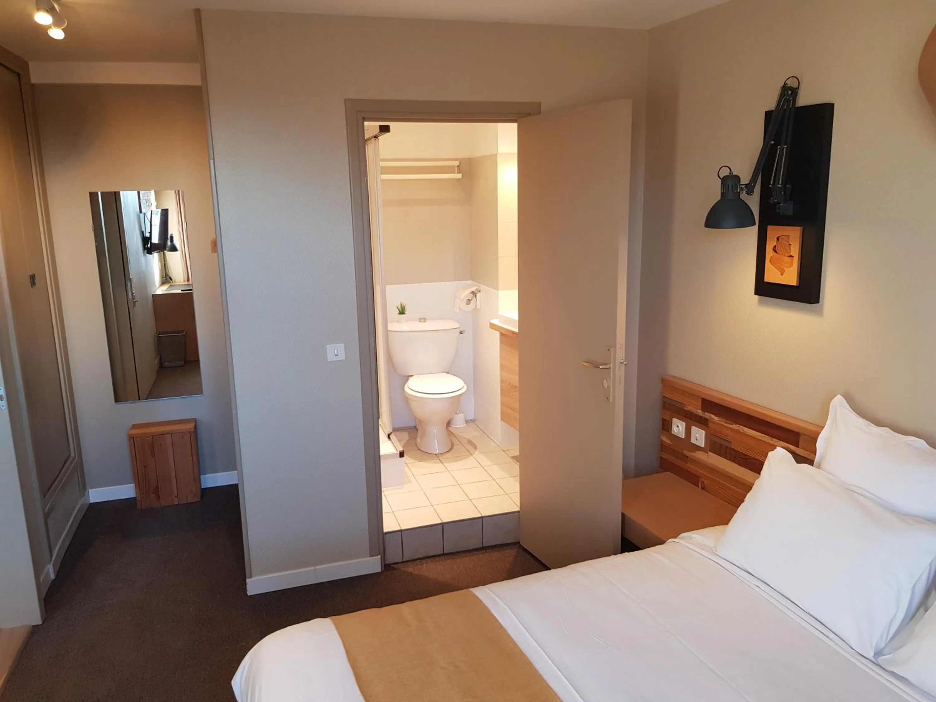 Bedroom, Bed in Résidence L'Atelier