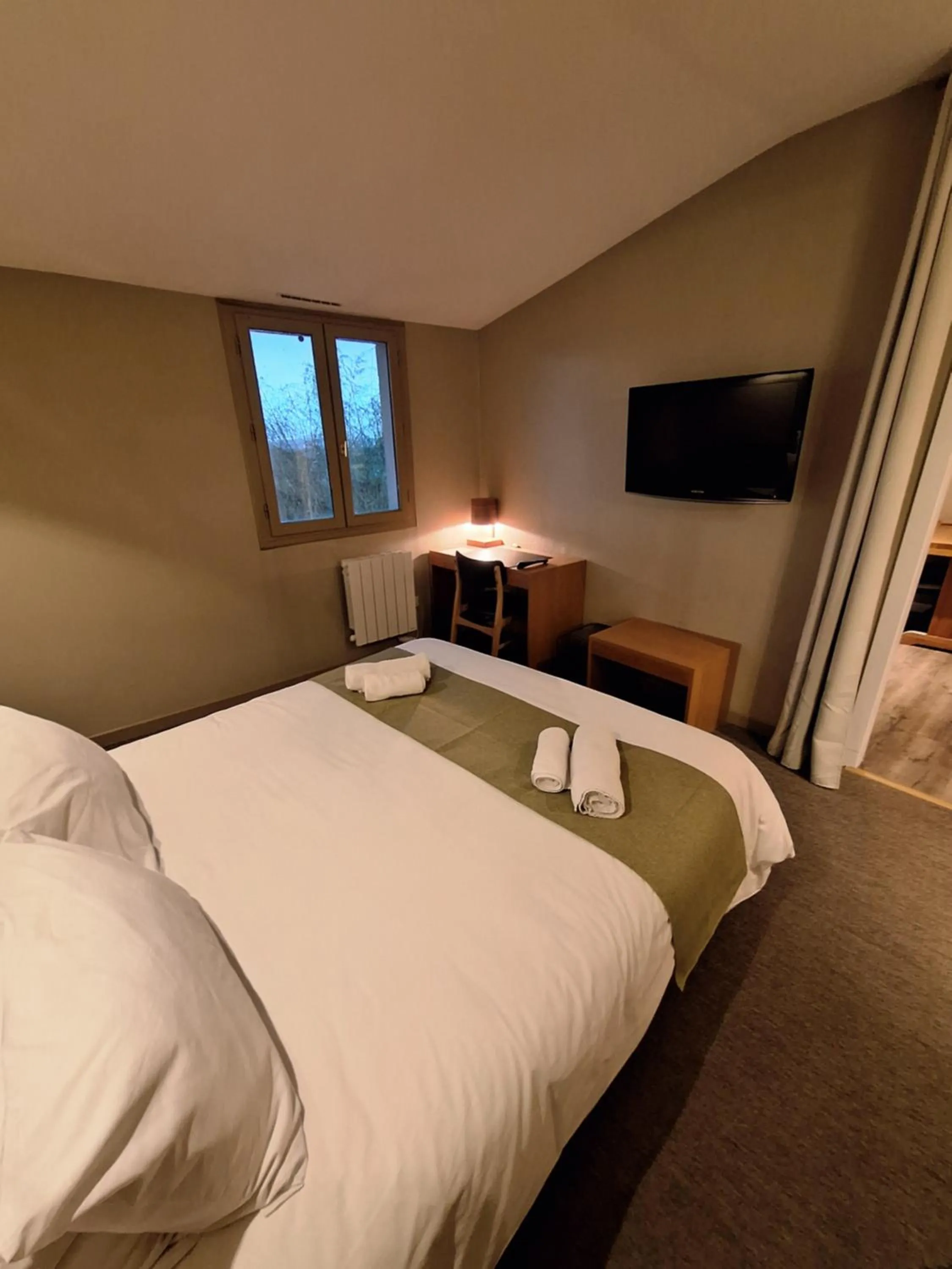 Bedroom, Bed in Résidence L'Atelier