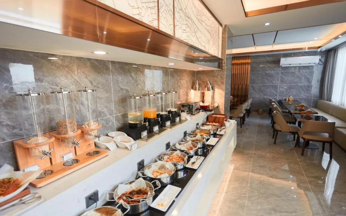 Poltton International Apartment Haifeng Branch