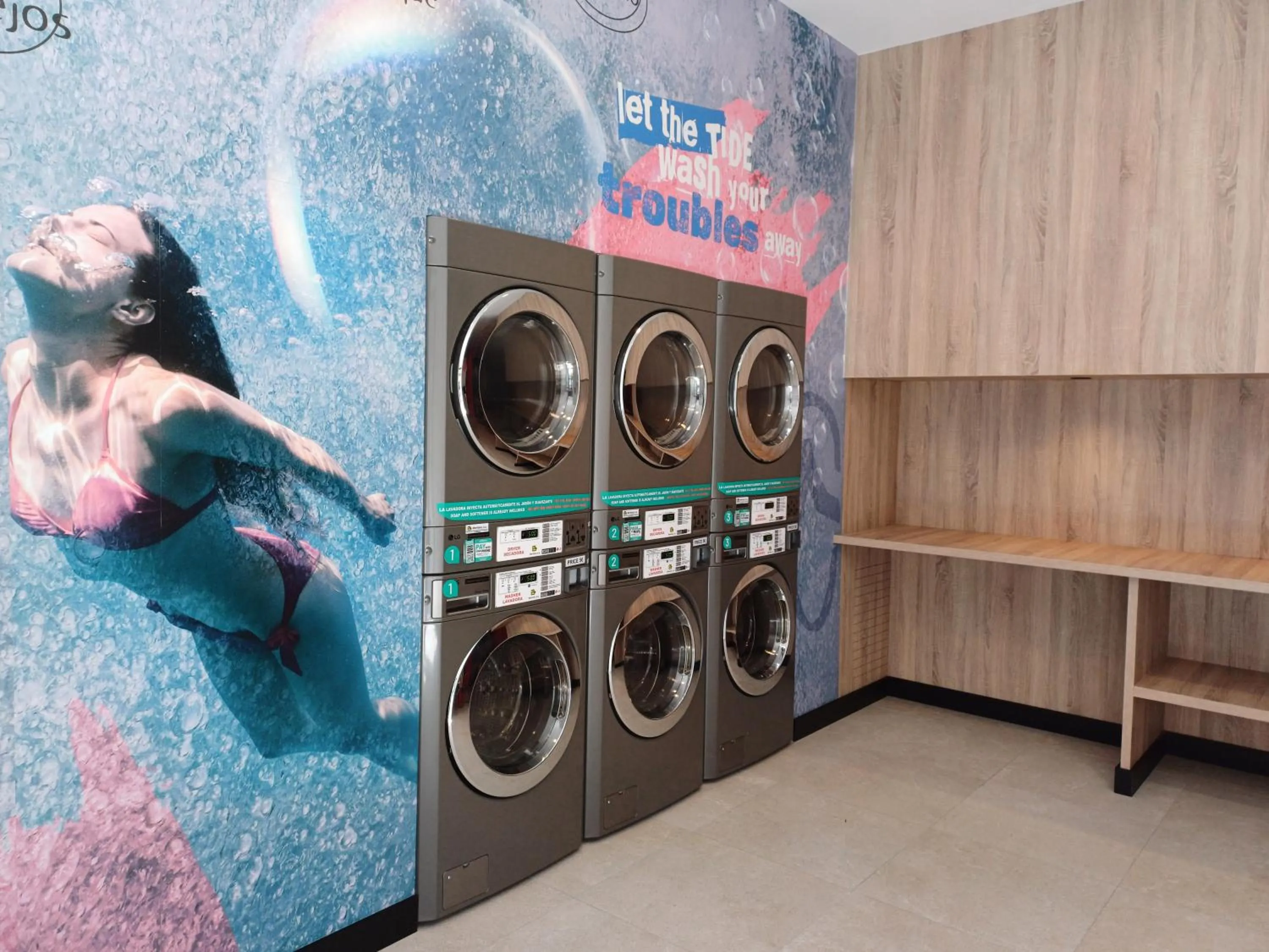 laundry in Sholeo Lodges Las Palmas Flats