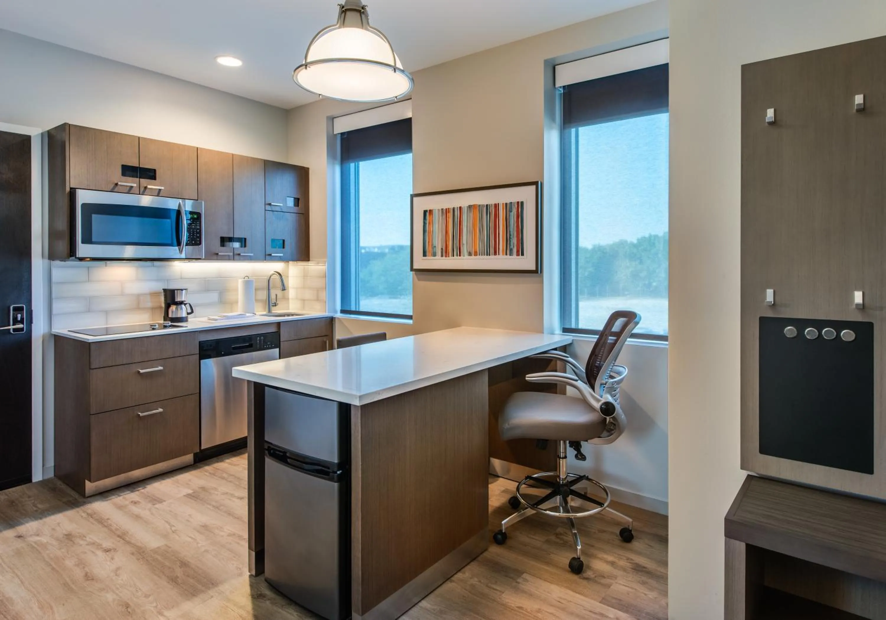 kitchen in Hyatt House Bwi Airport/Baltimore