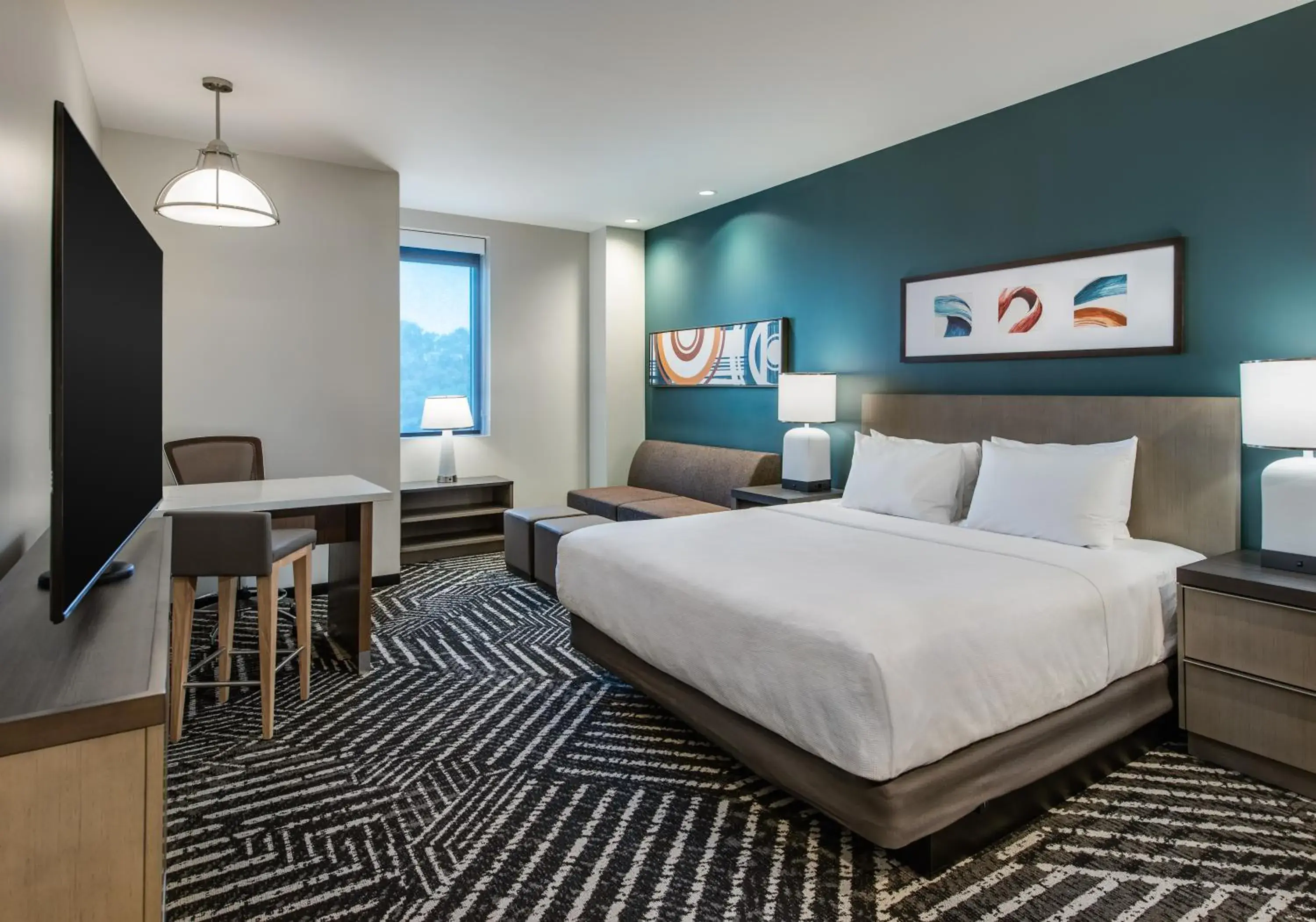 One-Bedroom King Suite with Bath Tub and Kitchen - Mobility Accessible in Hyatt House Bwi Airport/Baltimore One-Bedroom King Suite with Bath Tub and Kitchen - Mobility Accessible in Hyatt House Bwi Airport/Baltimore