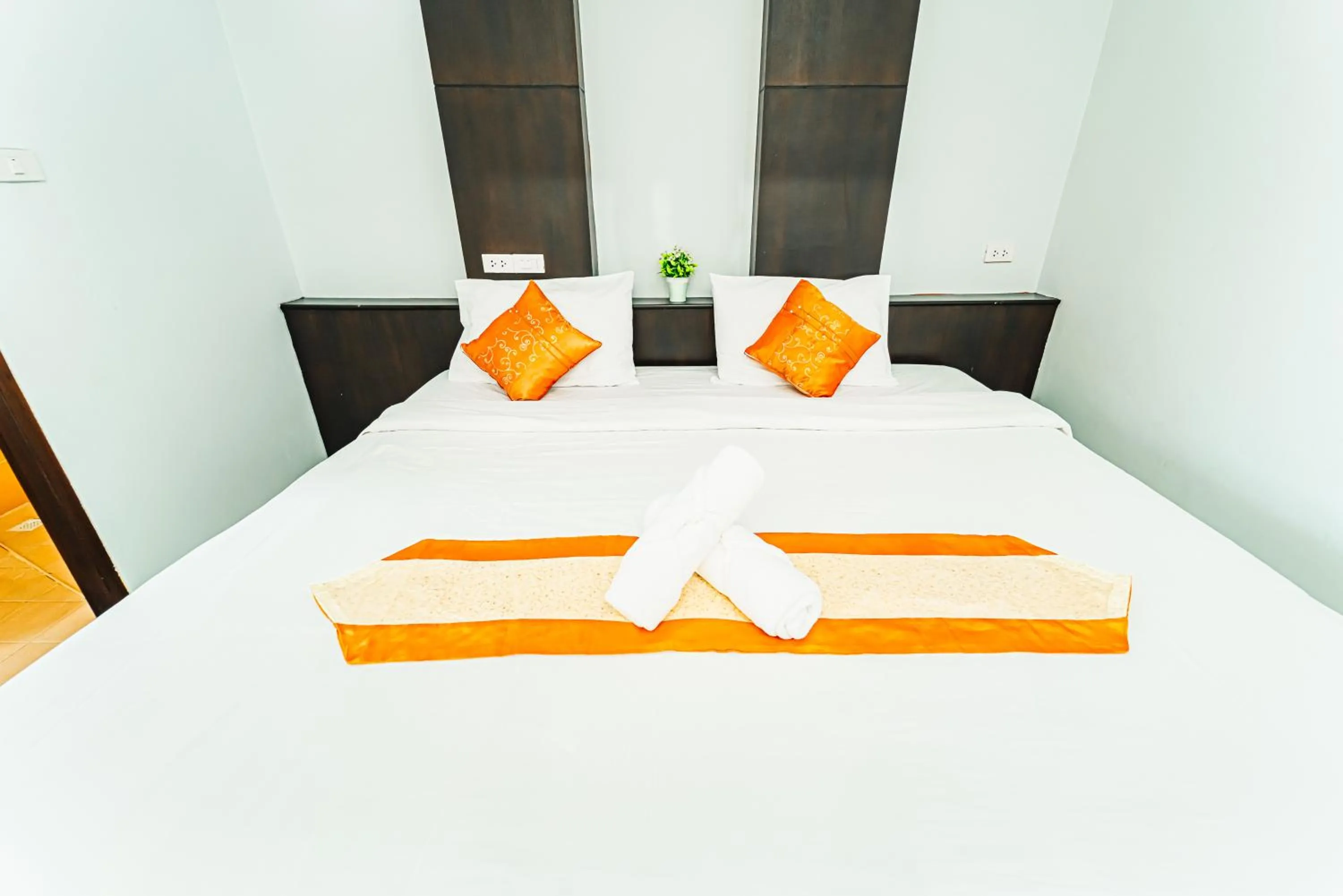 Bedroom, Bed in Saiyuan Residence Phuket