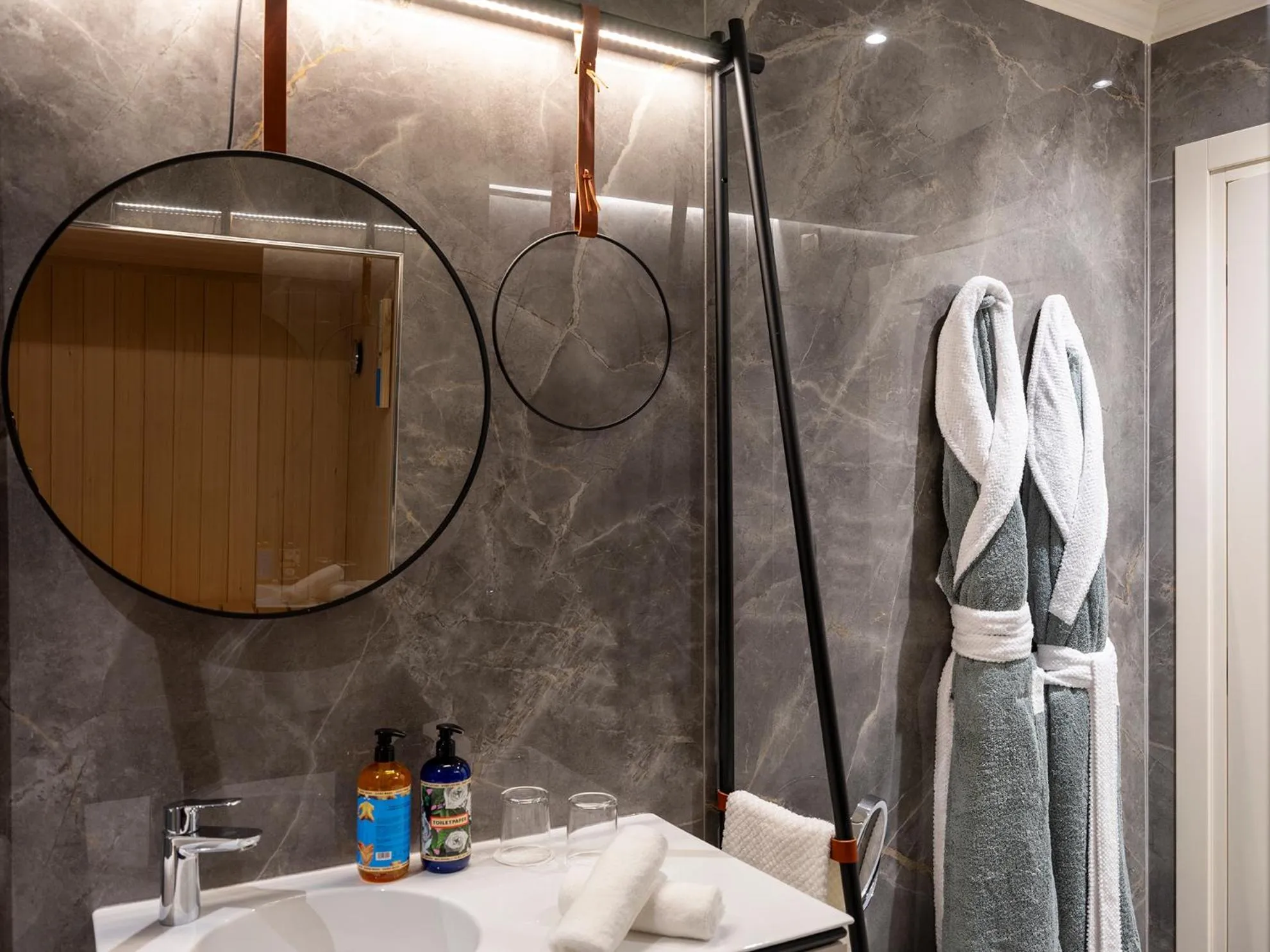 Elizabeth Unique Apartments - a Member of Design Hotels