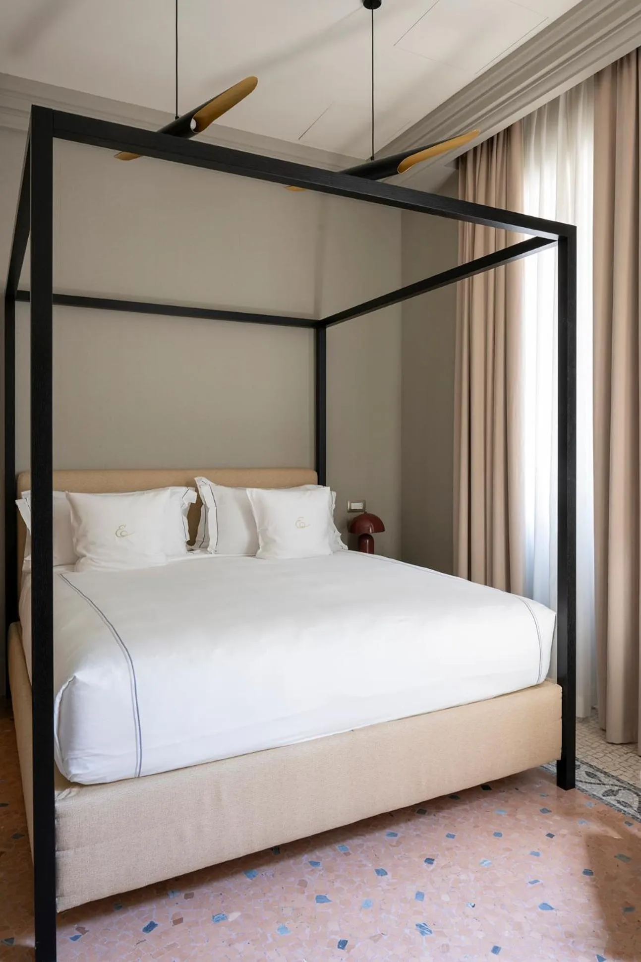 Bed in Elizabeth Unique Apartments - a Member of Design Hotels