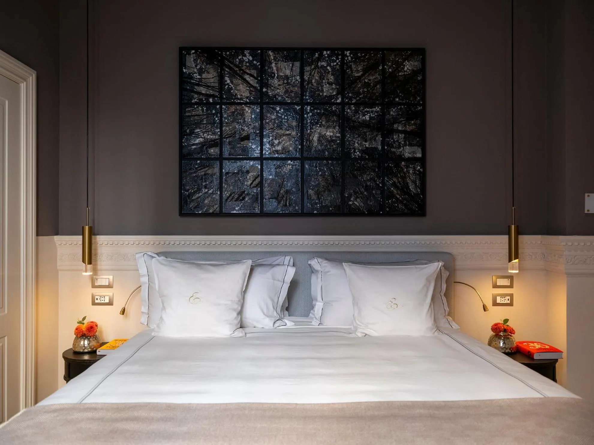 Bed in Elizabeth Unique Apartments - a Member of Design Hotels