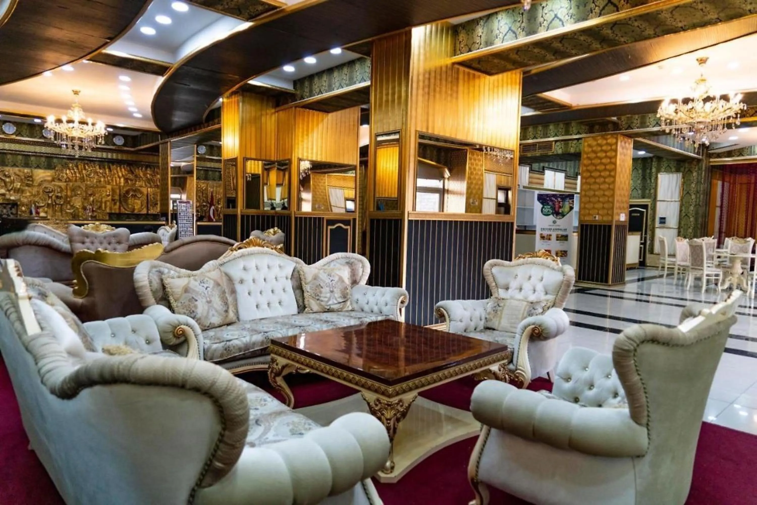 Lounge or bar in Amazon Hotel - Free Massage