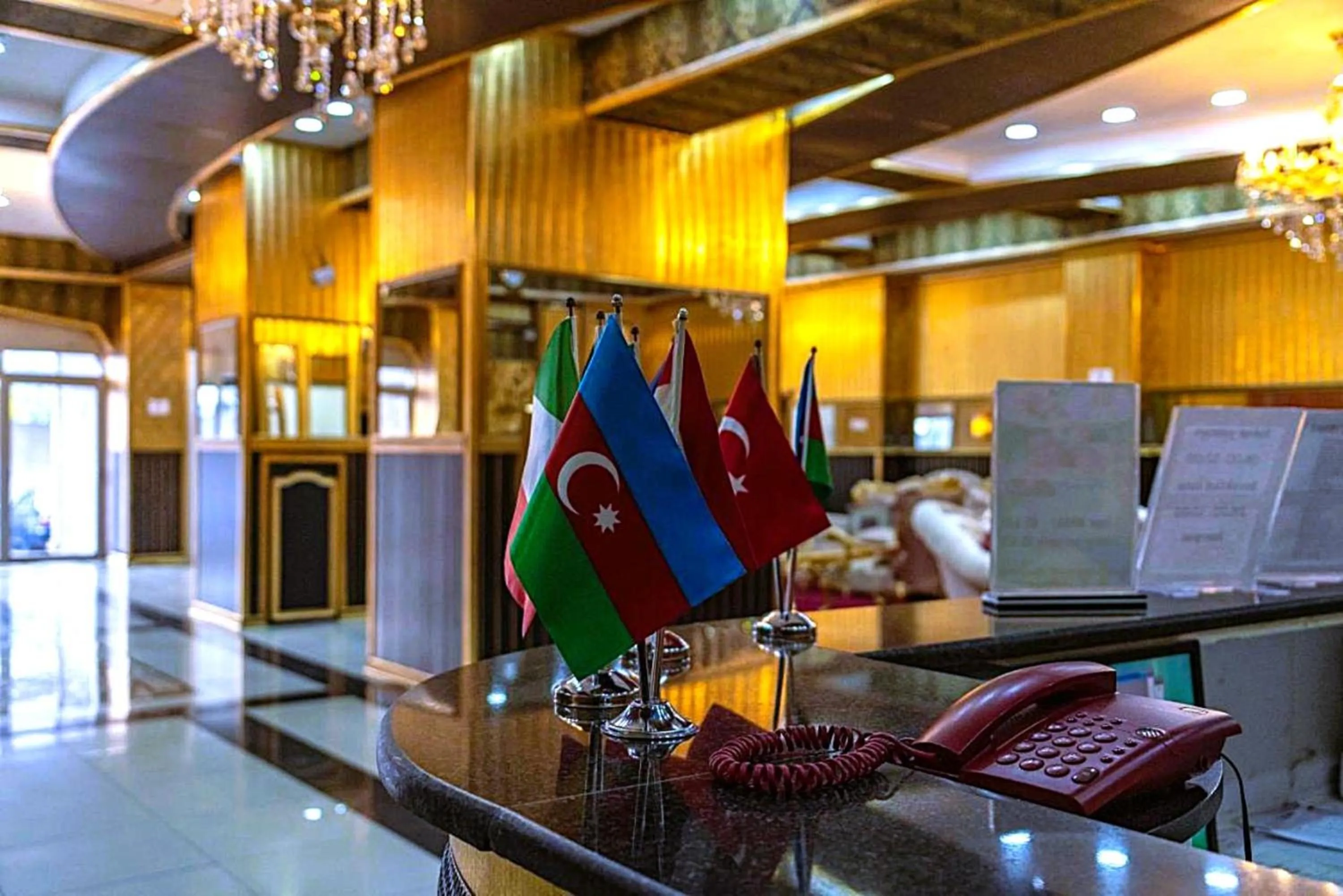 Lobby or reception in Amazon Hotel - Free Massage