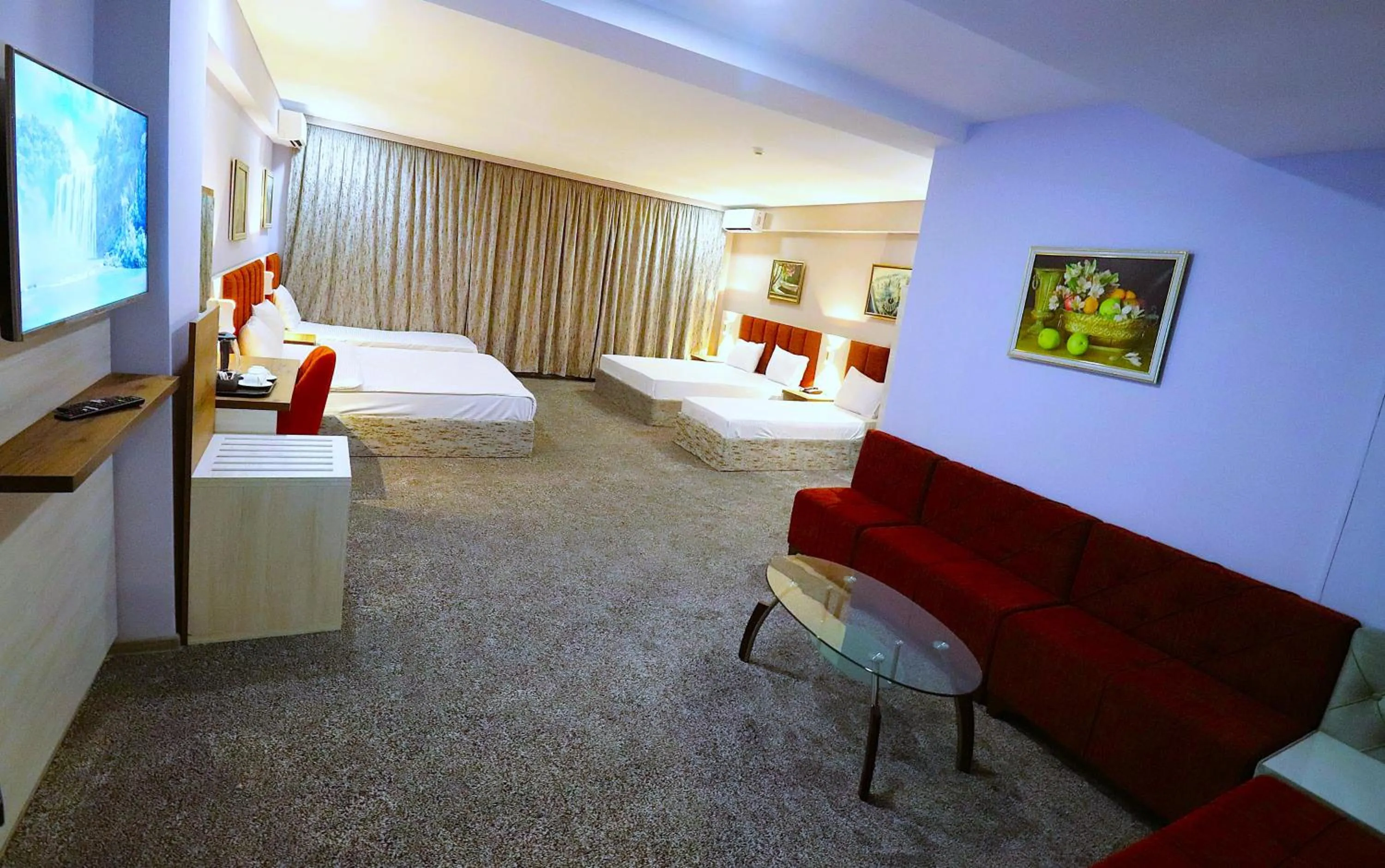 Photo of the whole room, Bed in Amazon Hotel - Free Massage