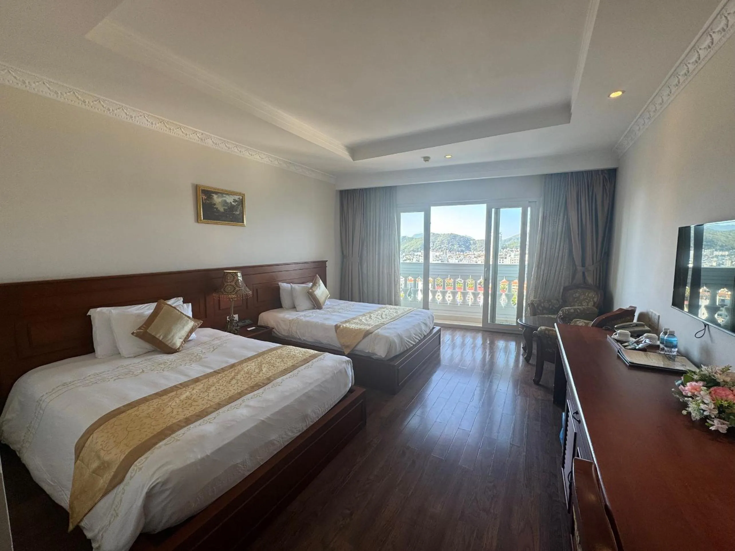 Bedroom, Bed in Nha Trang Palace Hotel