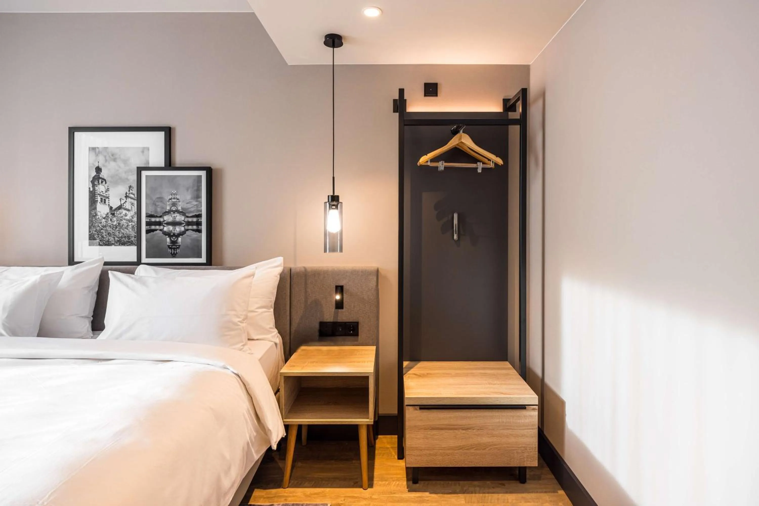 Bedroom, Bed in Radisson Hotel Leipzig