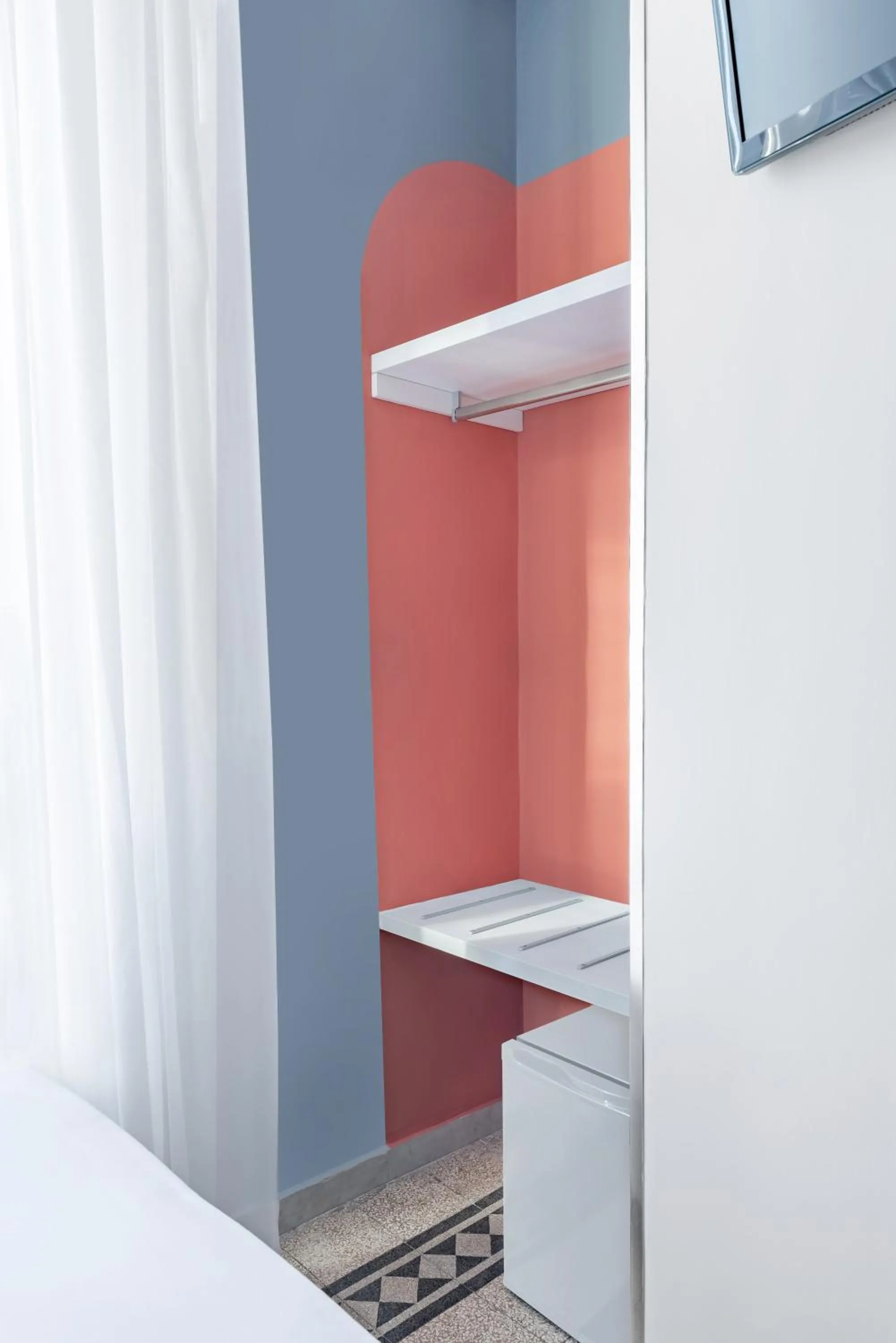 wardrobe in Hotel Infinito - Gruppo BLAM HOTELS