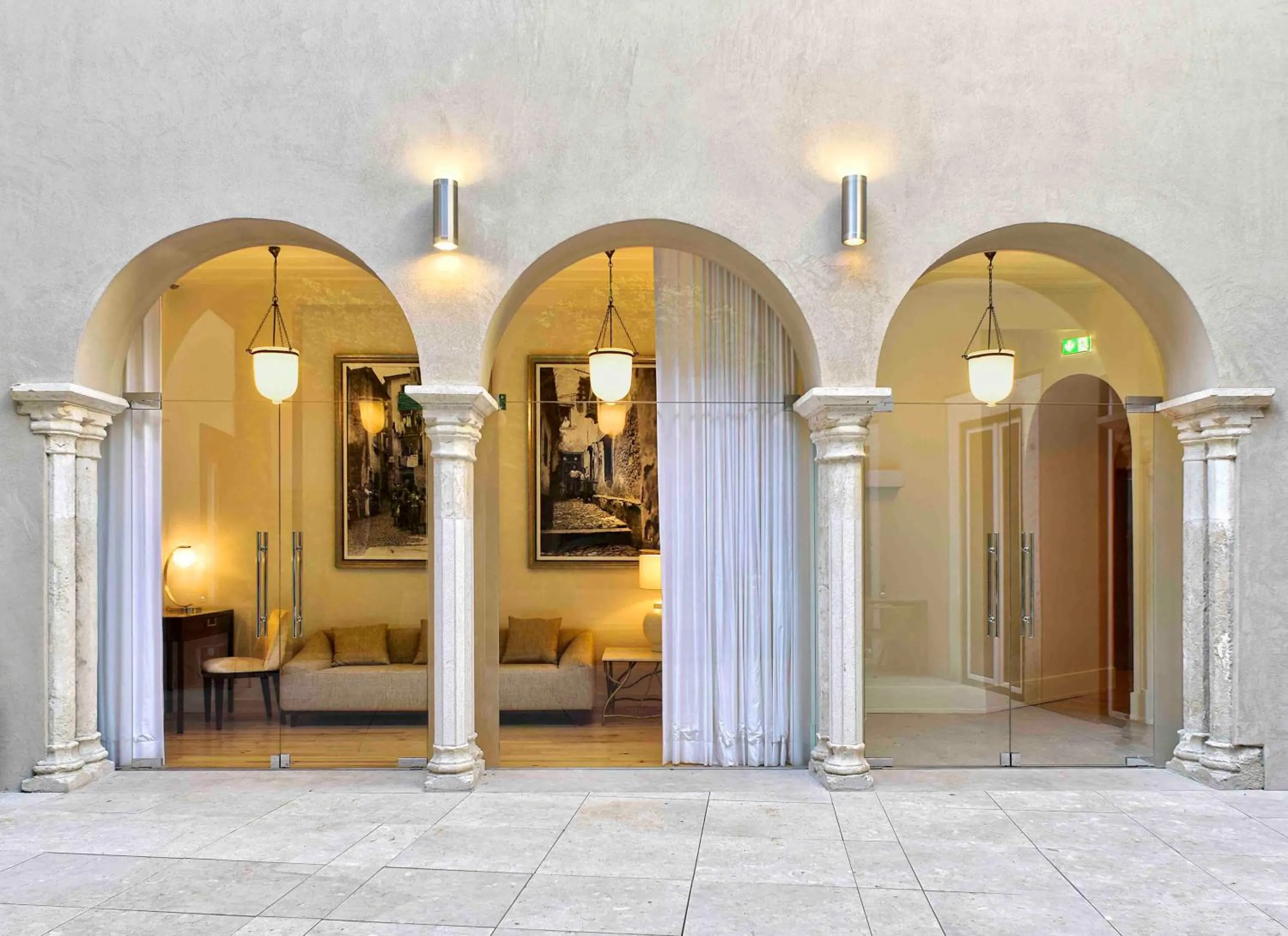 Patio in Santiago de Alfama - Boutique Hotel