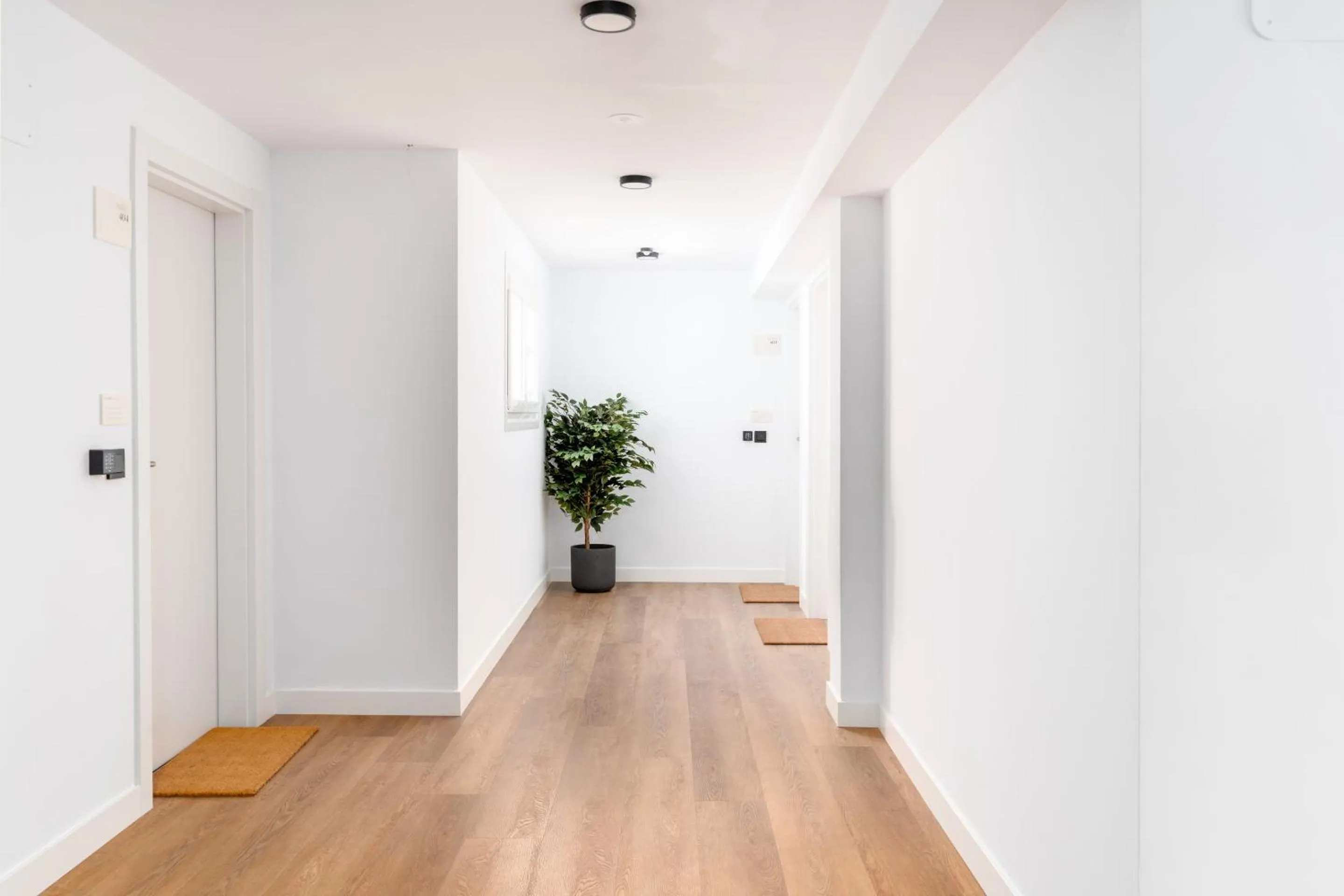 Property building in Limehome Oviedo Calle Postigo Bajo