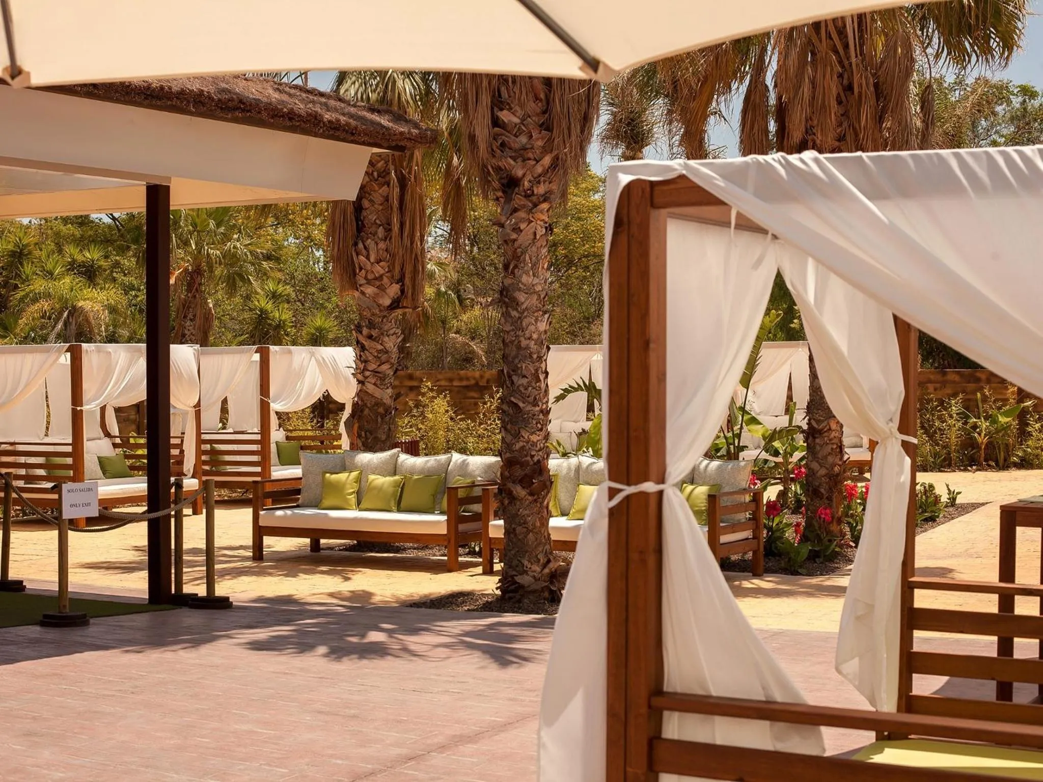 Area and facilities in Magic Natura Resort