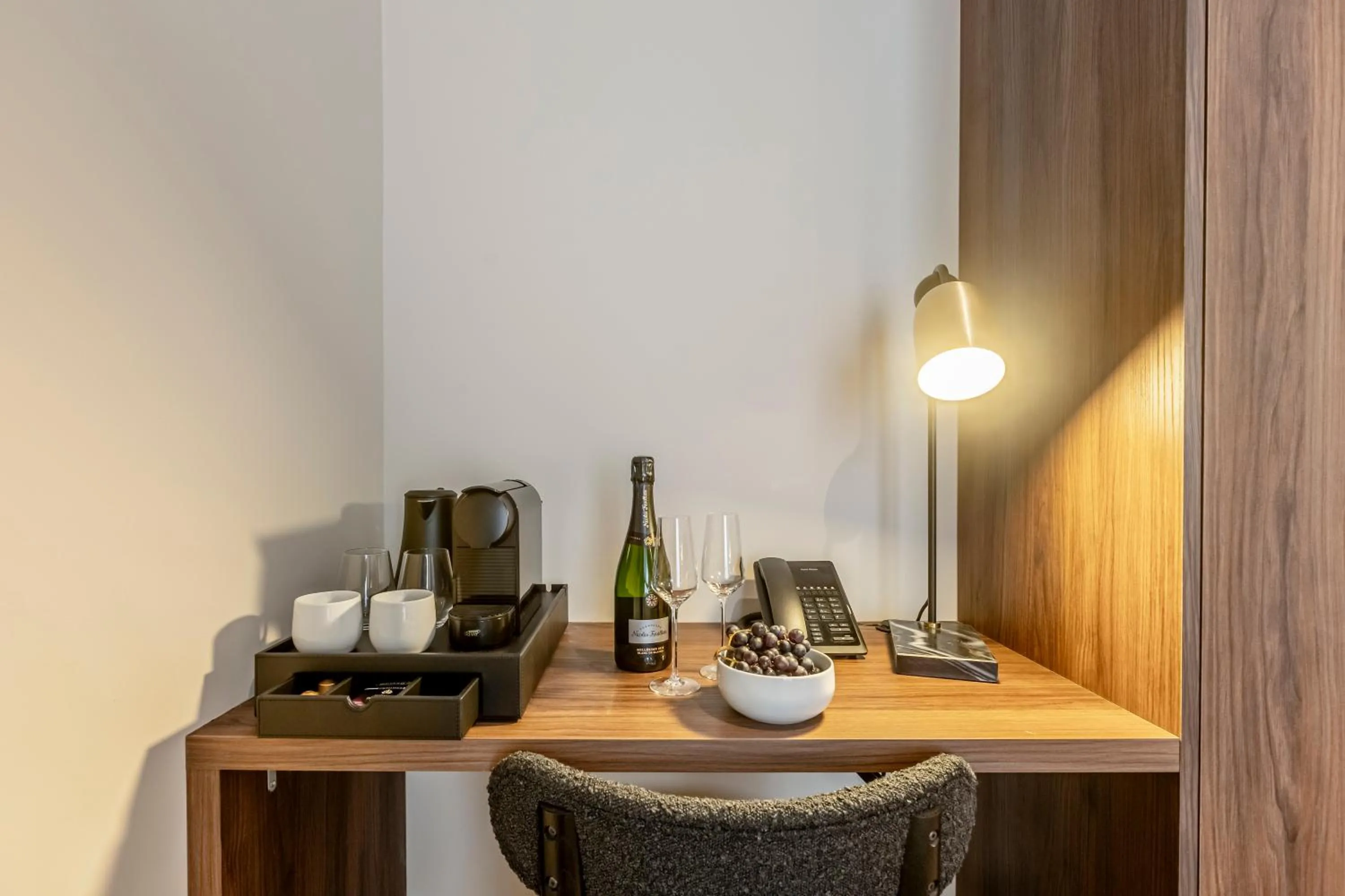 Coffee/tea facilities in Le Madame By Sweett