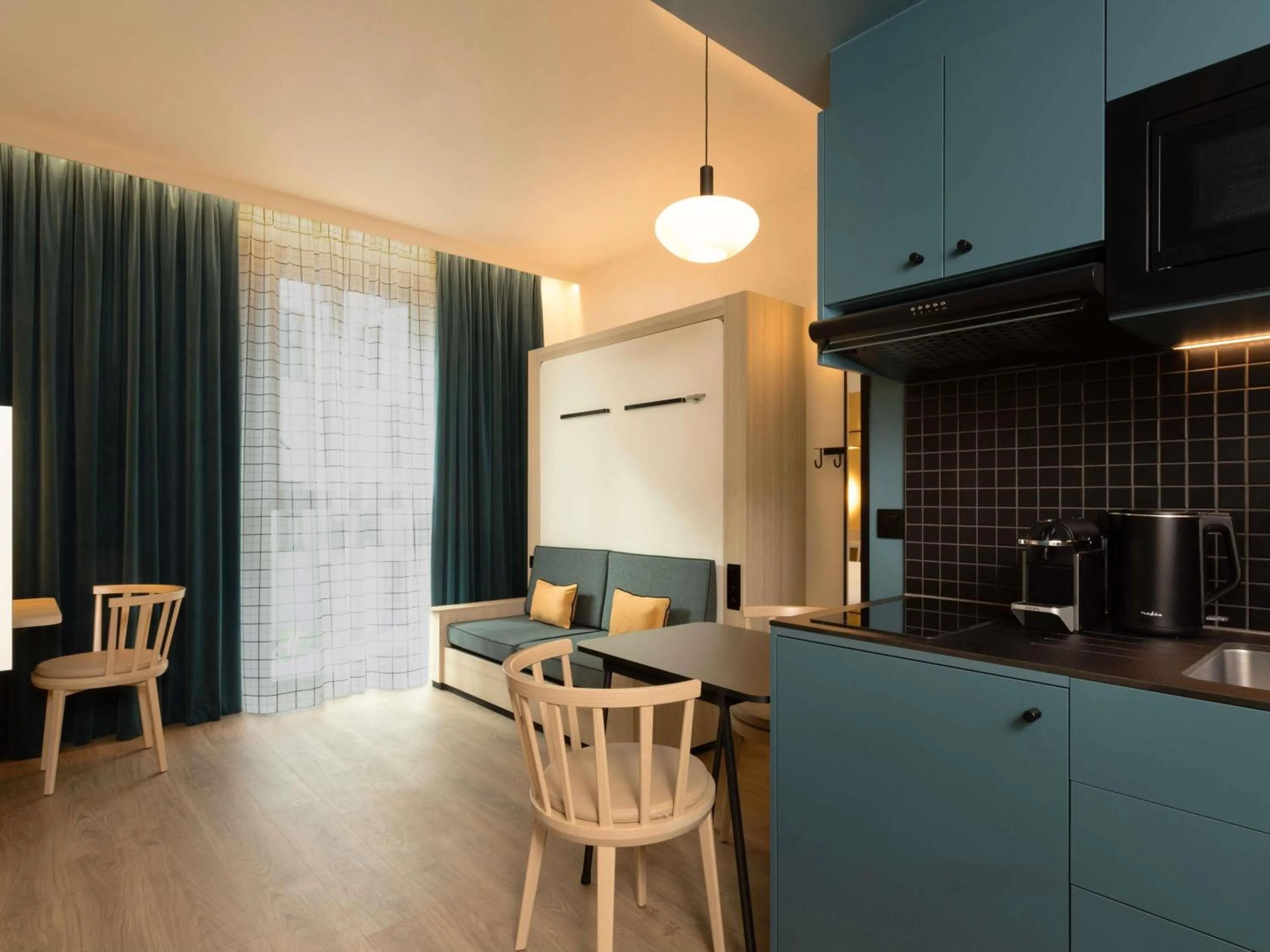 Bedroom in Aparthotel Adagio Access Brussels Airport