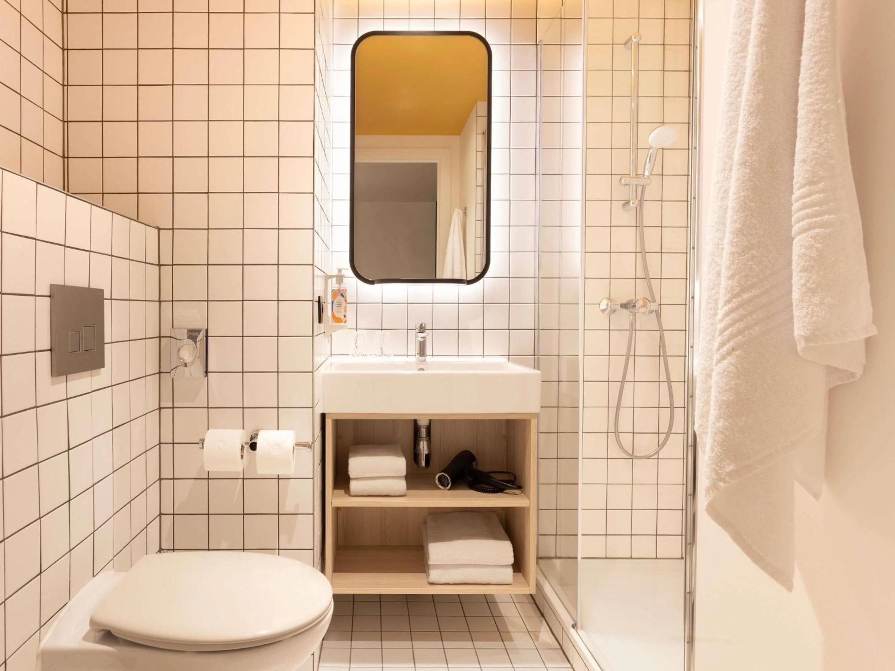 Bedroom in Aparthotel Adagio Access Brussels Airport