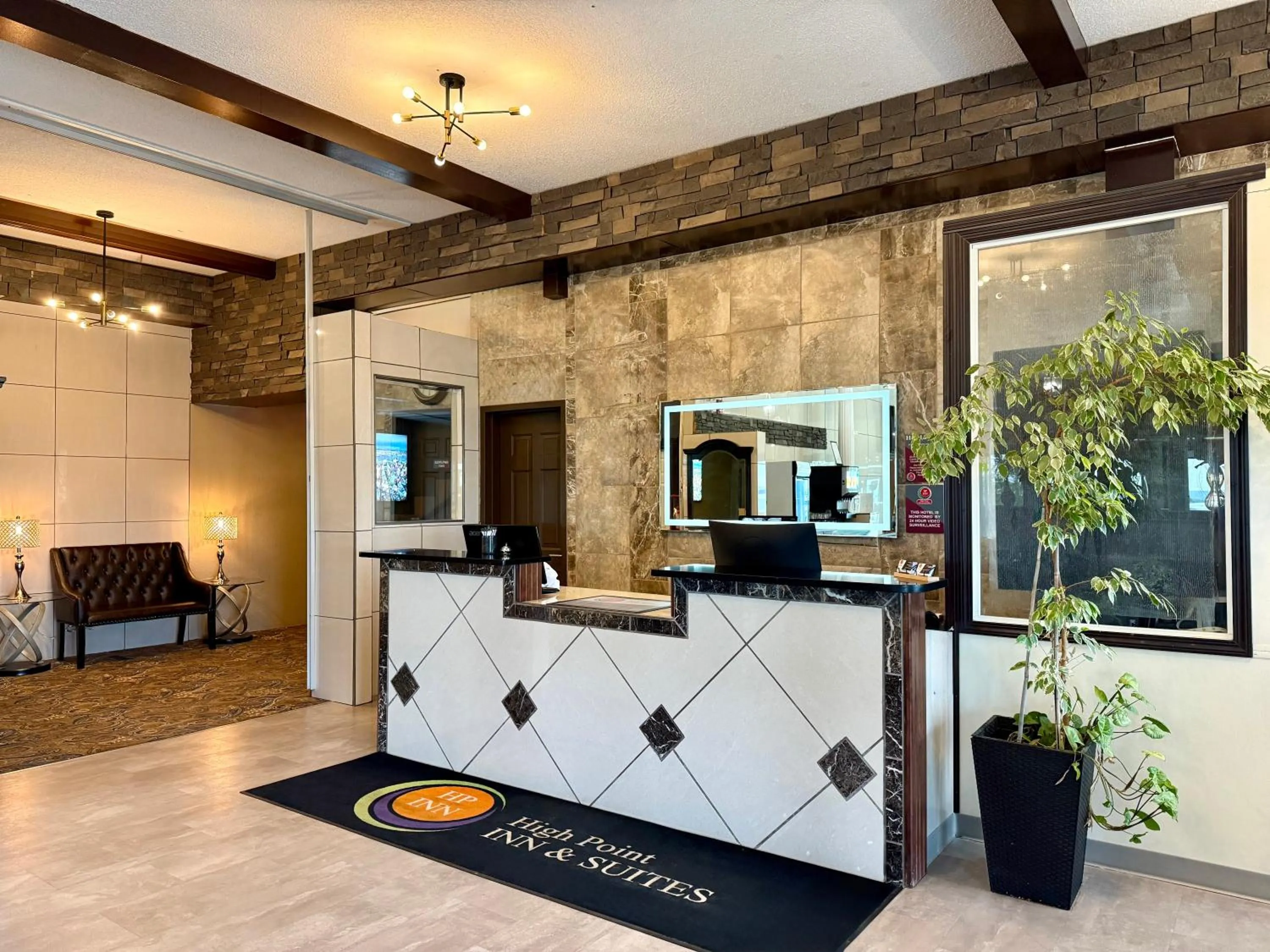 Lobby or reception in High Point Inn & Suites Peace River