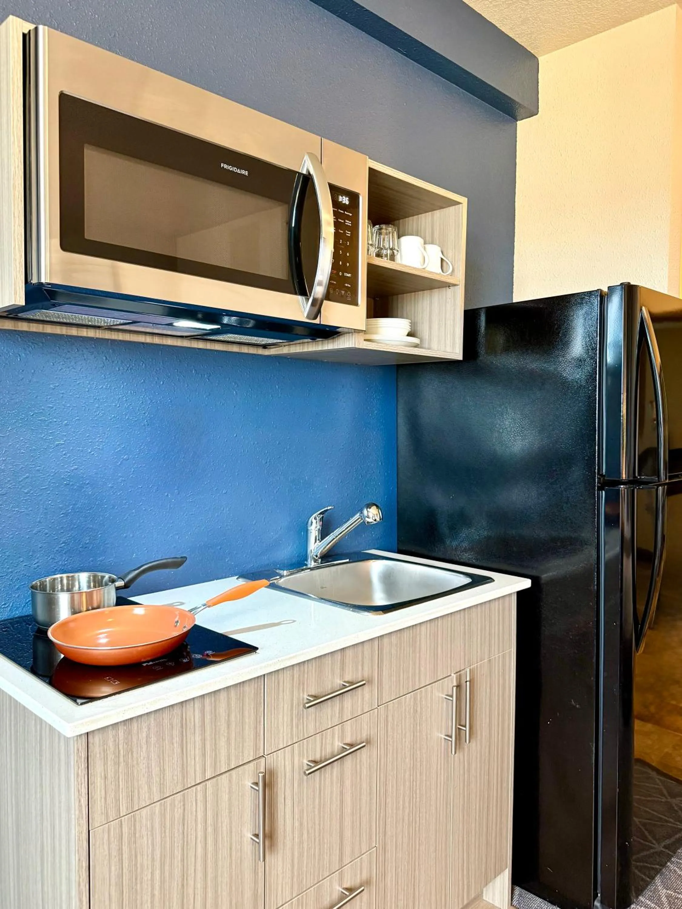 High Point Inn & Suites Peace River