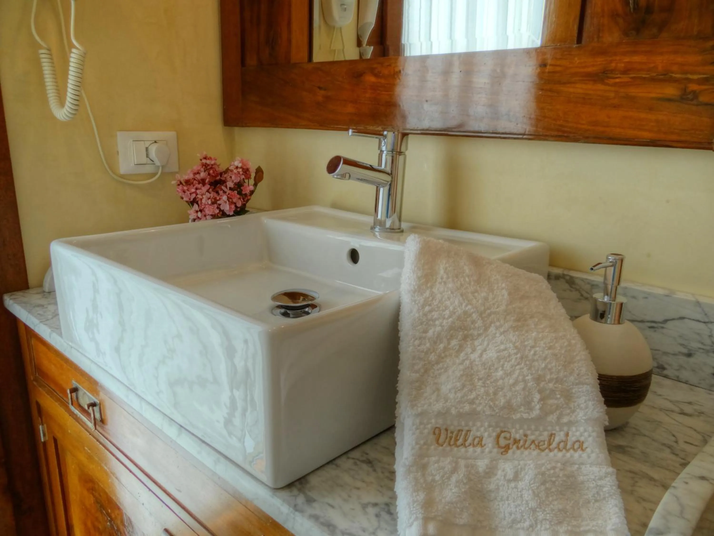 Decorative detail in B&B Villa Griselda