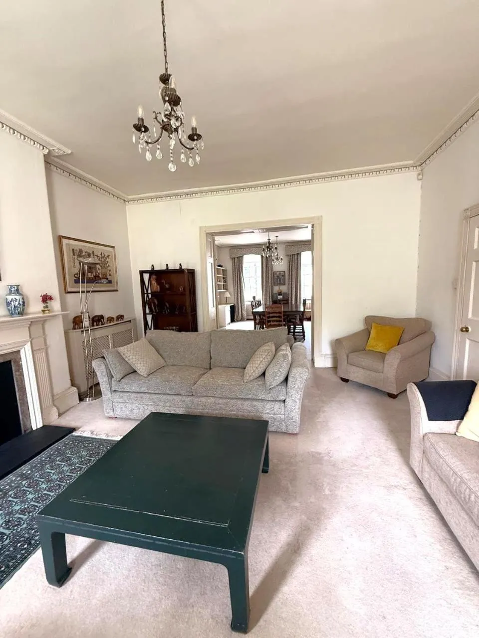 Living room in East Pallant Bed and Breakfast, Located in Large Georgian Townhouse in Central Chichester