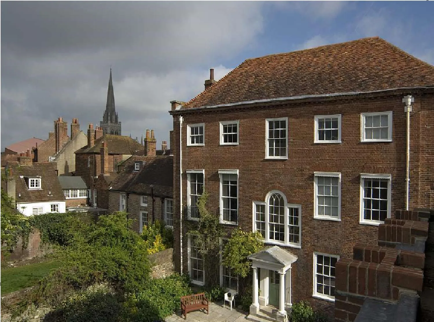 East Pallant Bed and Breakfast, Located in Large Georgian Townhouse in Central Chichester