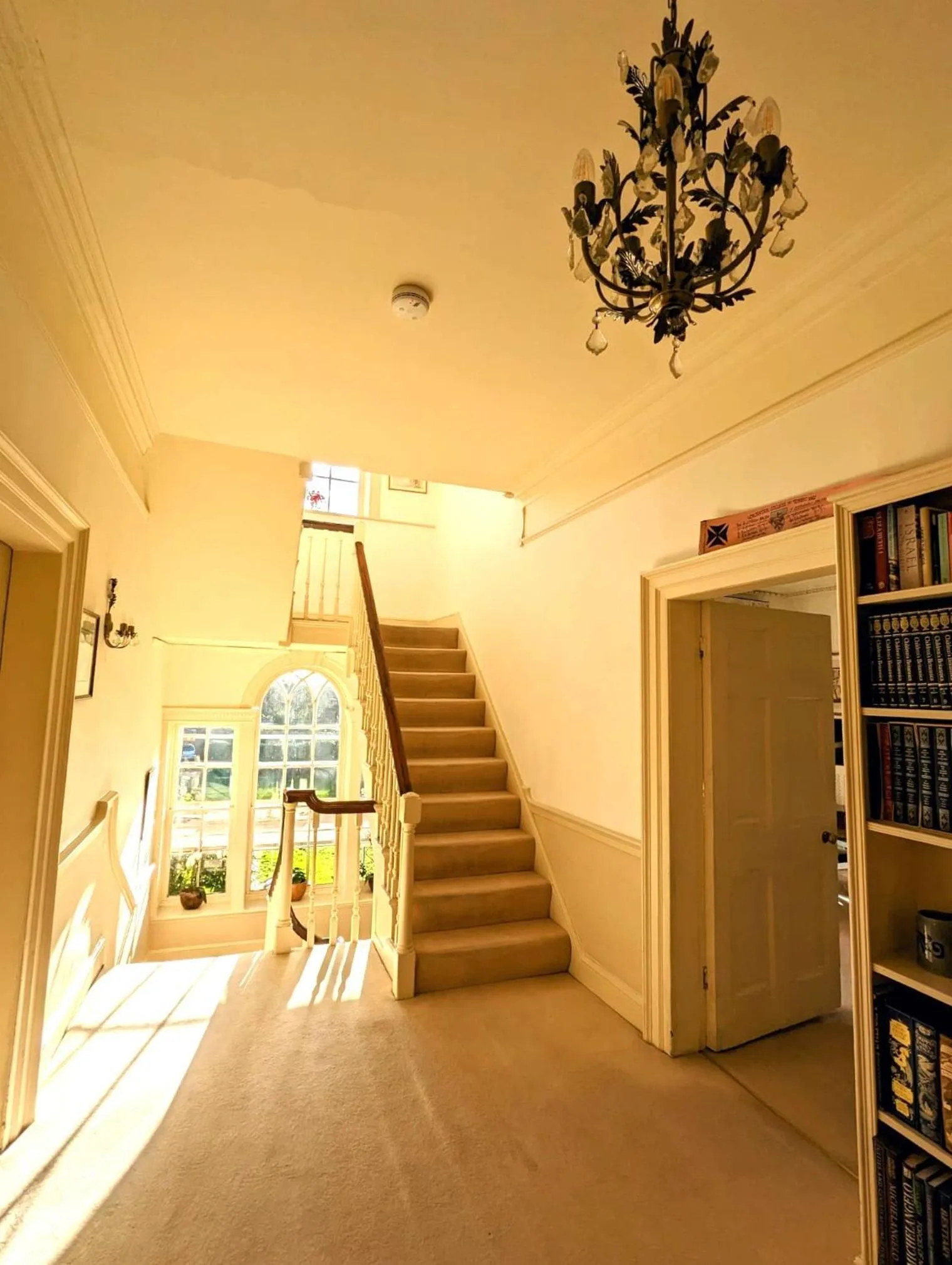 Library in East Pallant Bed and Breakfast, Located in Large Georgian Townhouse in Central Chichester