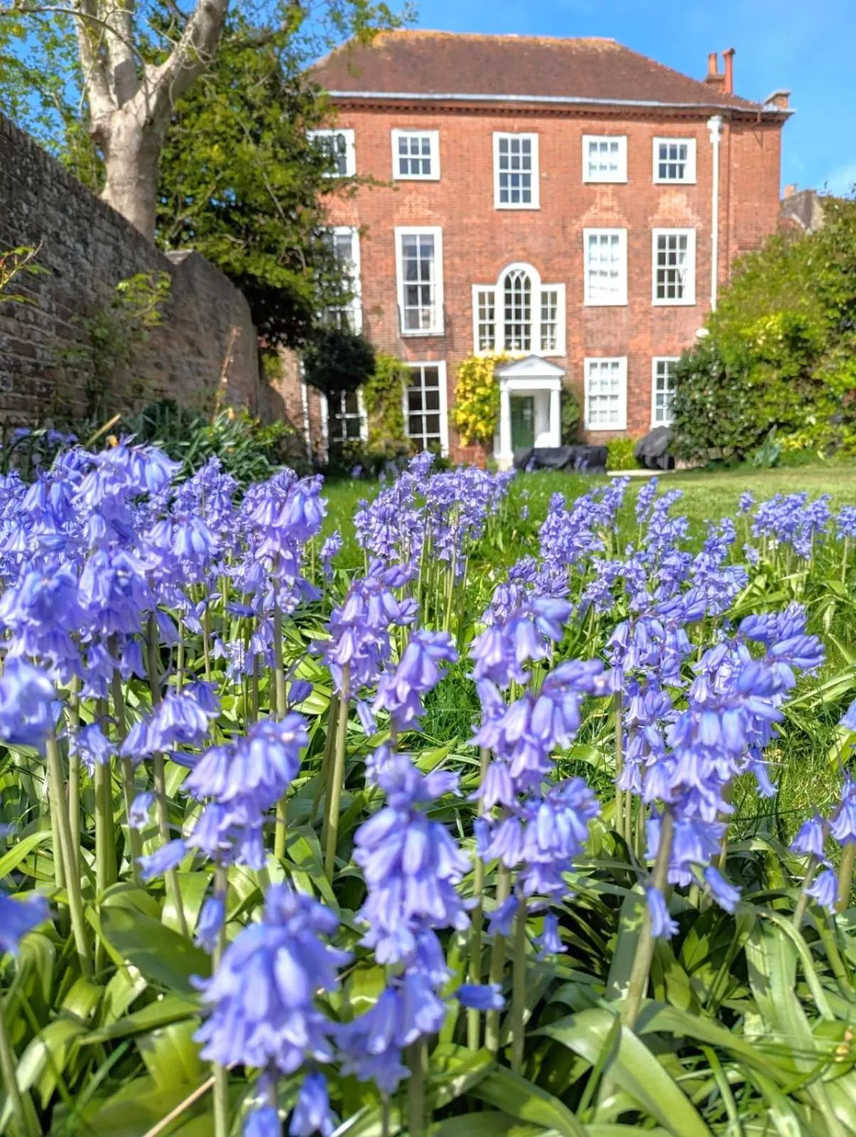 Property building in East Pallant Bed and Breakfast, Located in Large Georgian Townhouse in Central Chichester