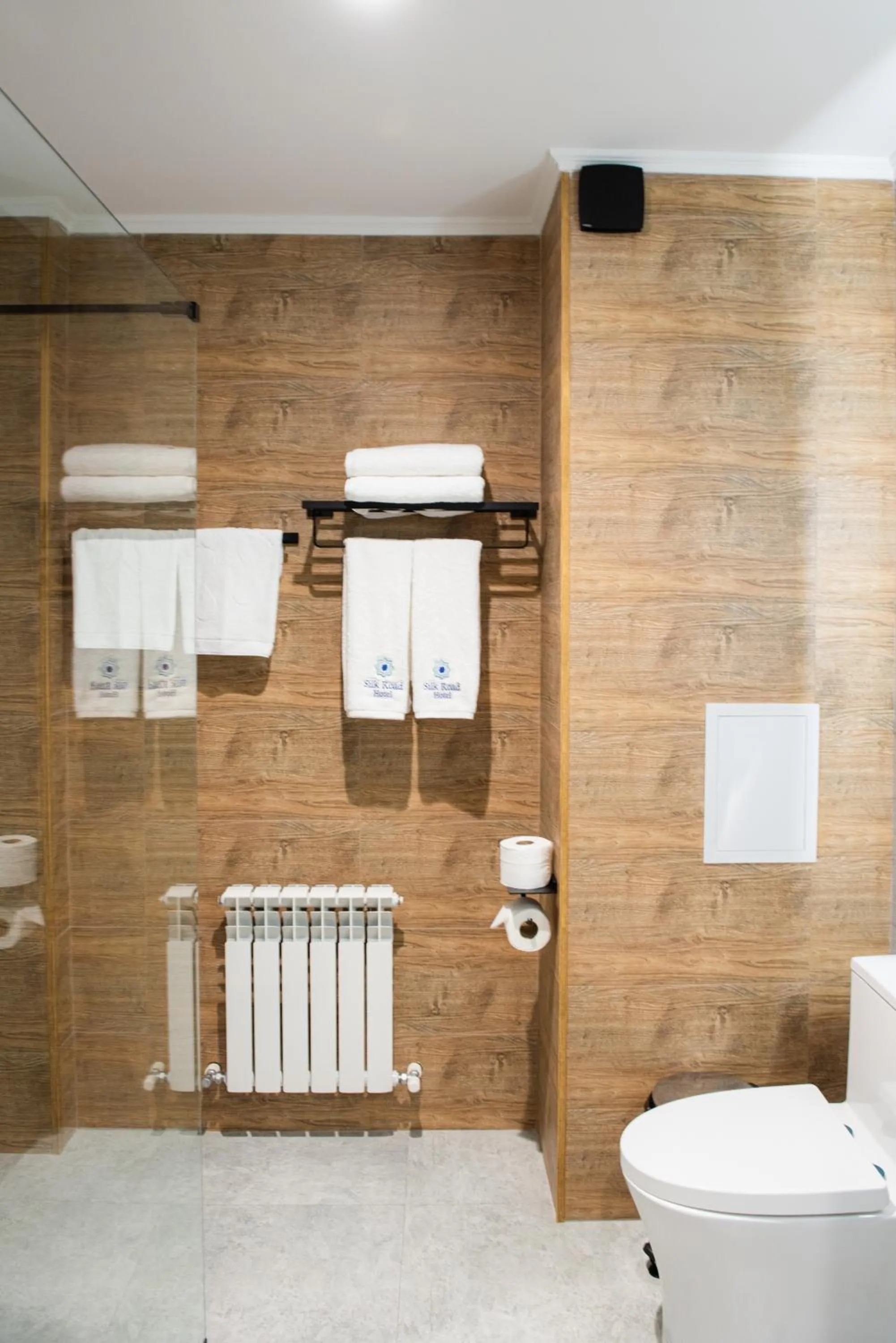 Toilet in Silk Road Premium Hotel